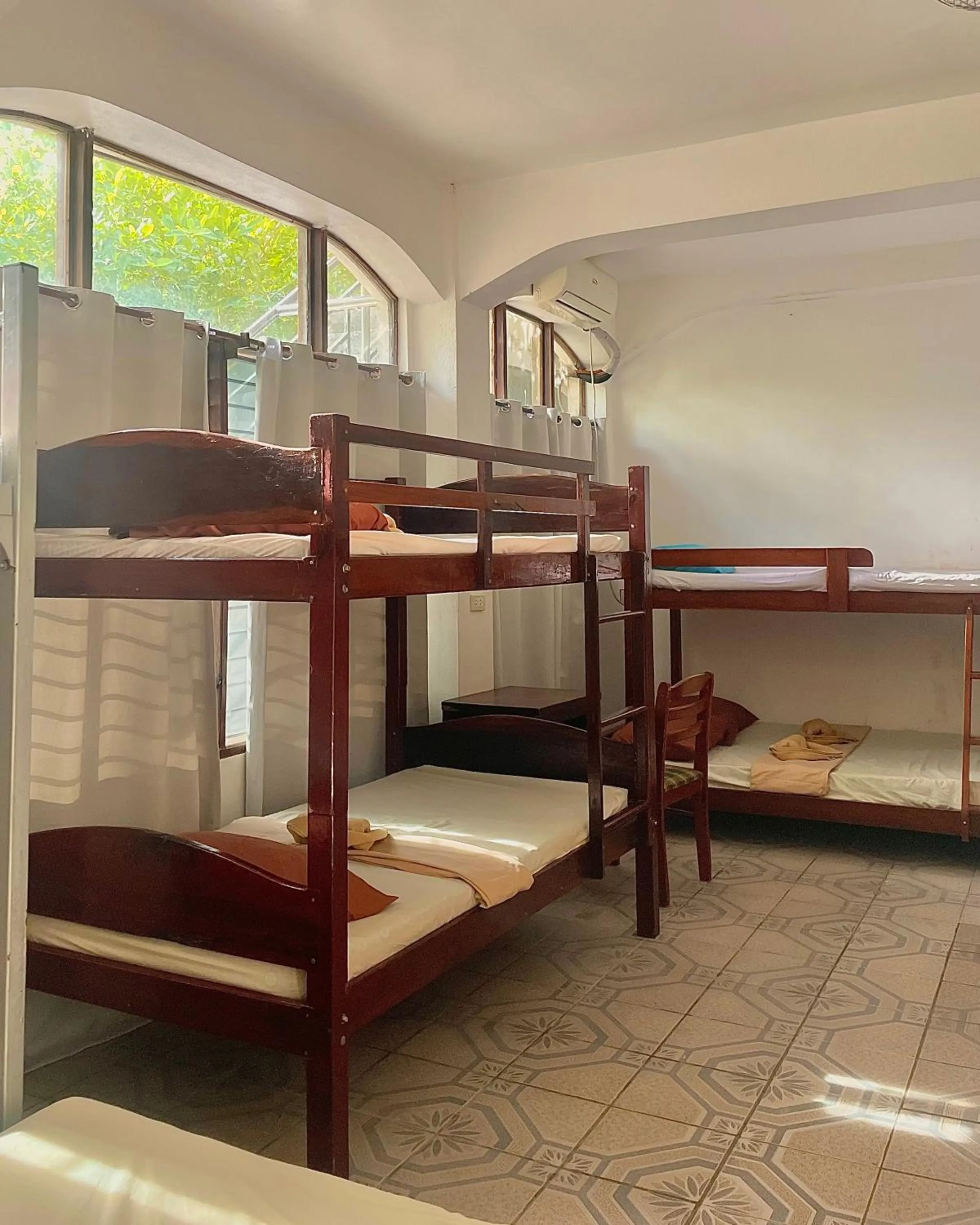 bunk bed, Bed in Patrick's on the Beach Resort