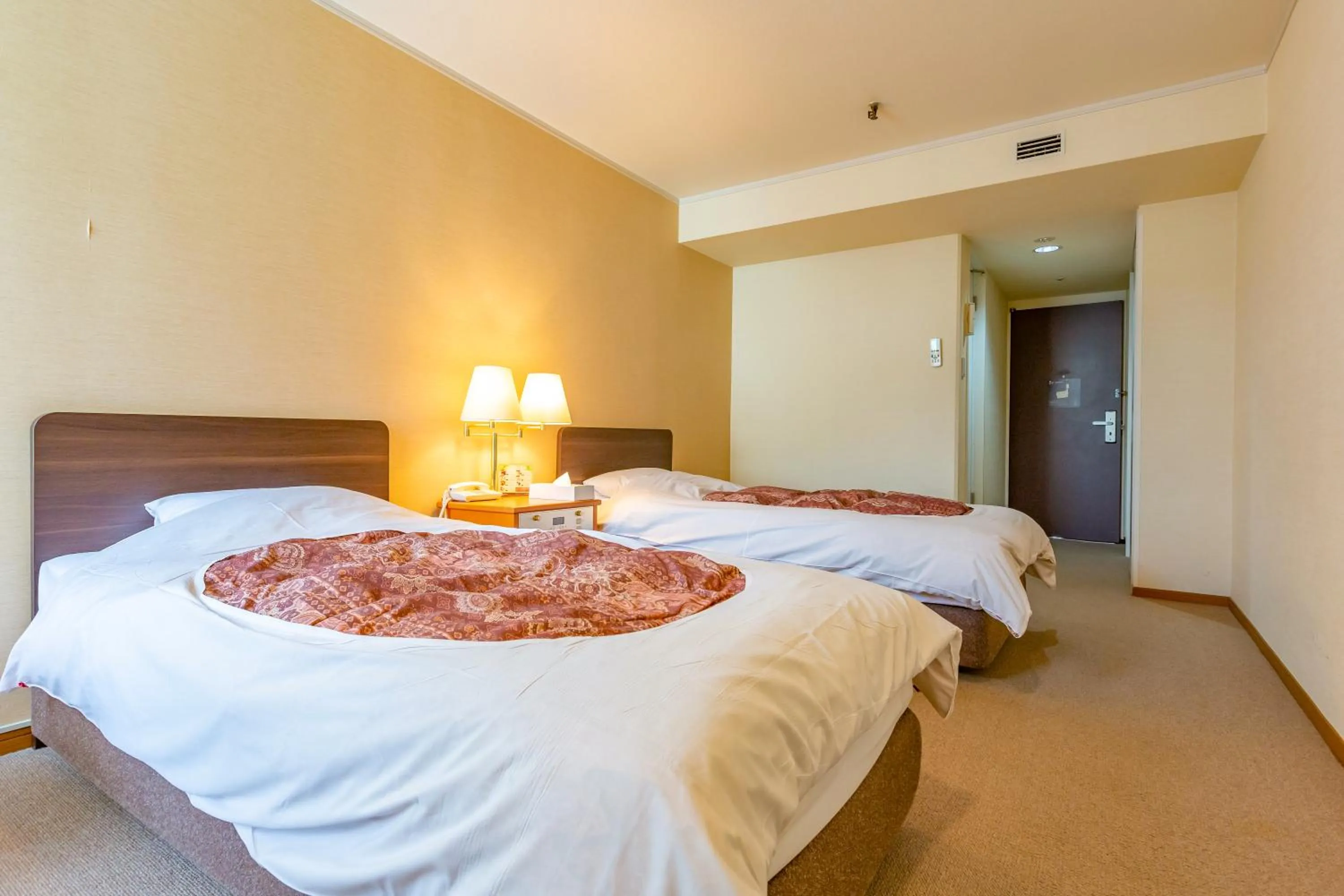 Photo of the whole room in Ooedo Onsen Monogatari Minoh Kanko Hotel