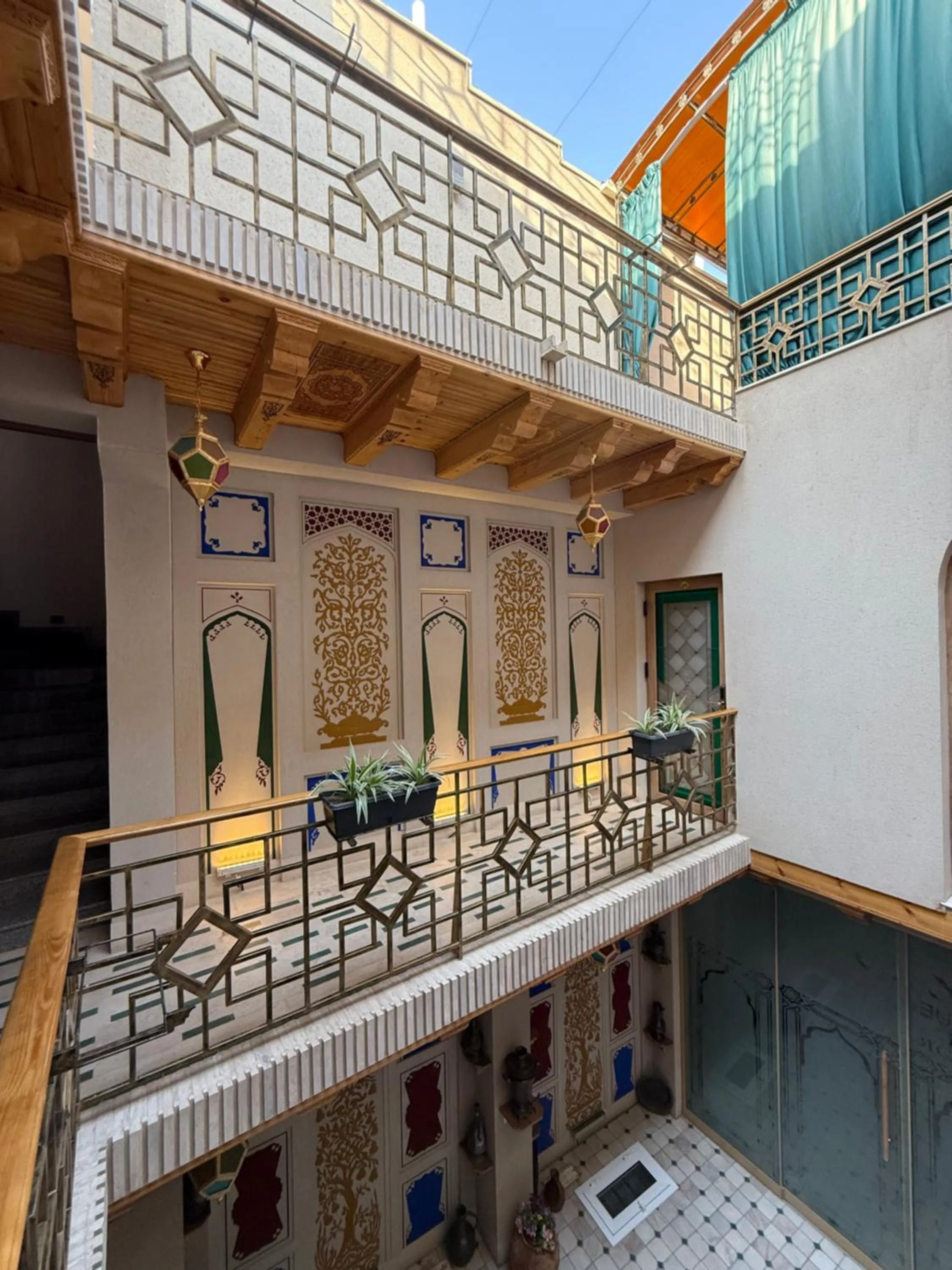 Property building in Rizo Boutique