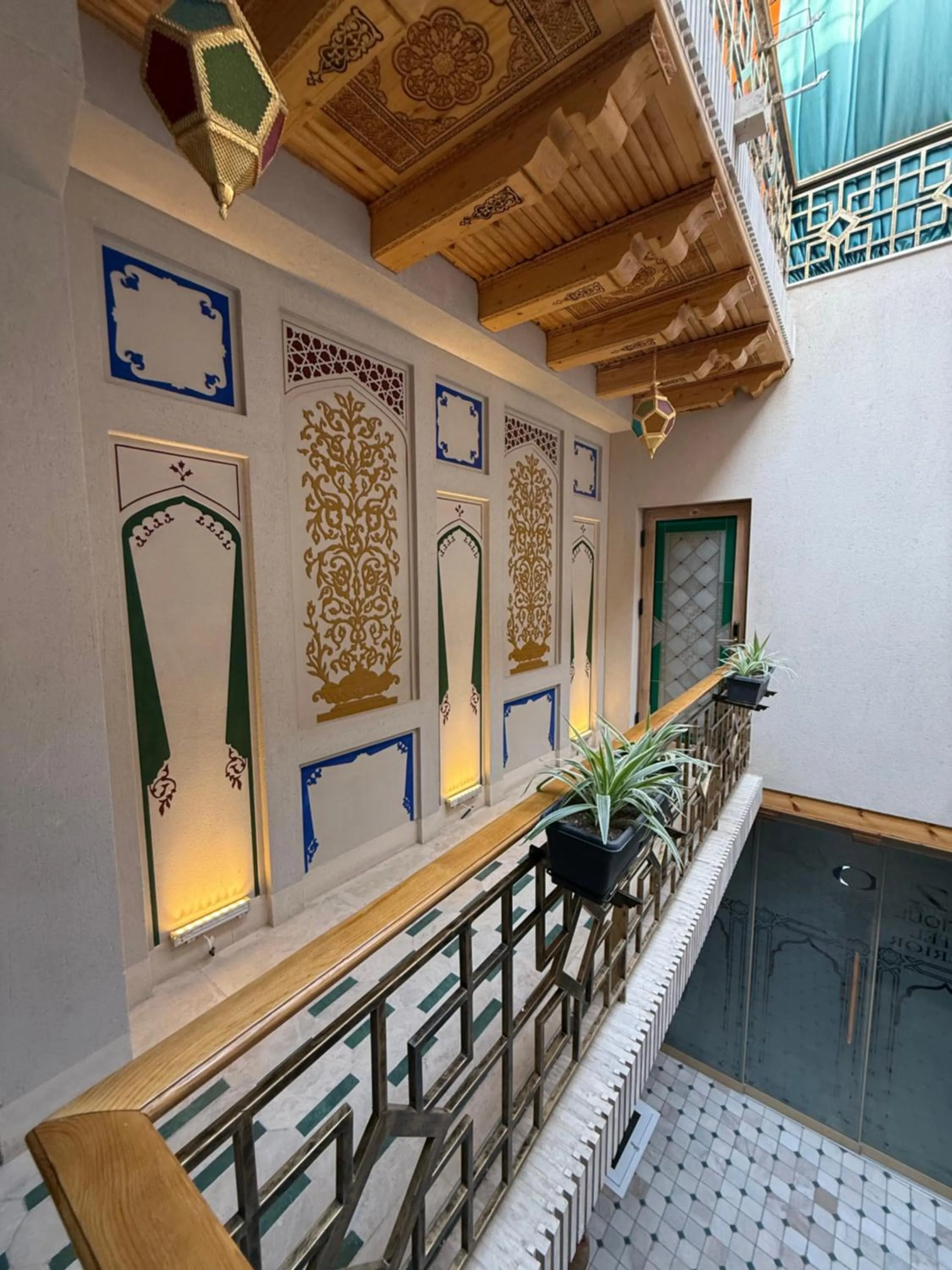 Property building in Rizo Boutique