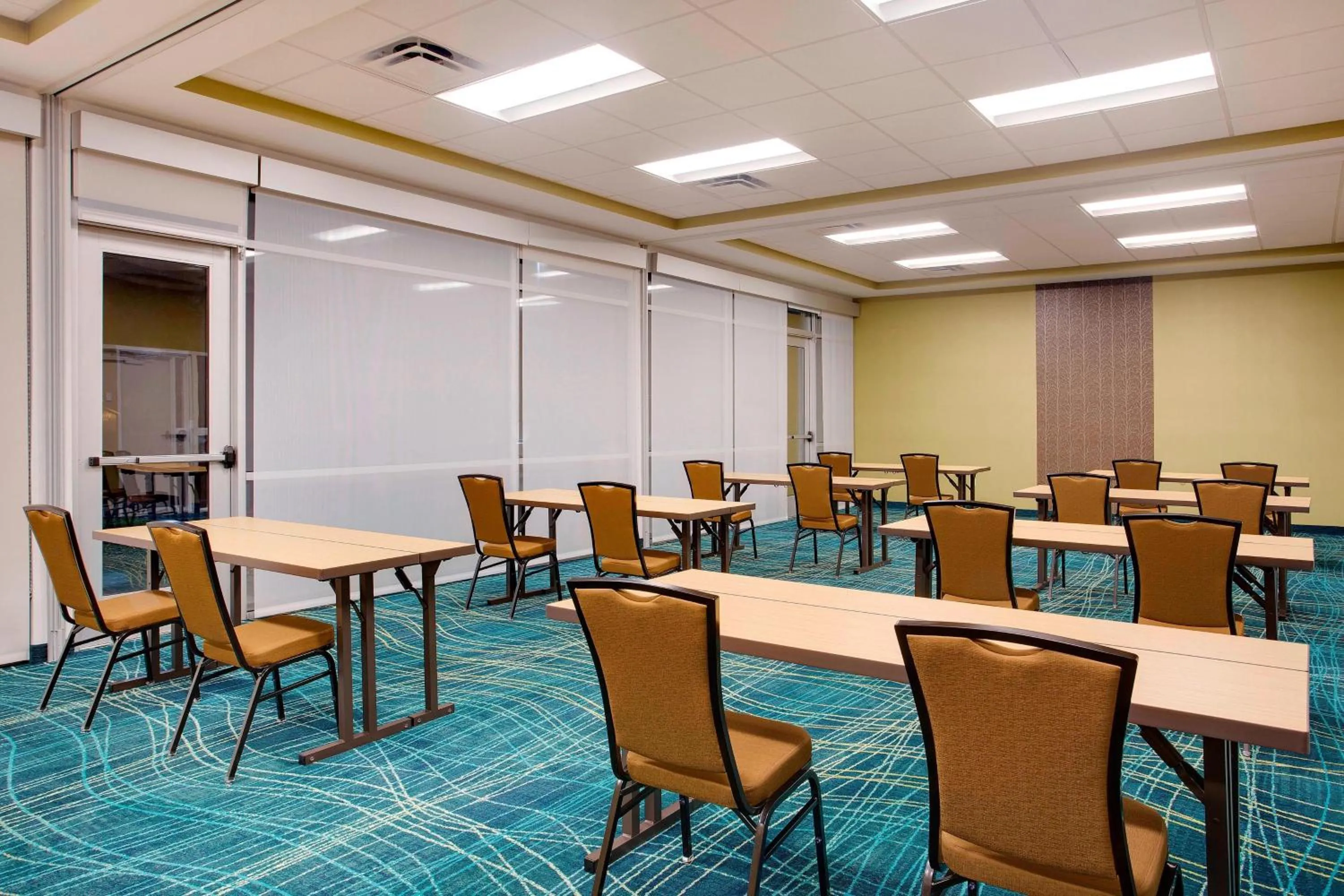 Meeting/conference room in SpringHill Suites by Marriott Murray