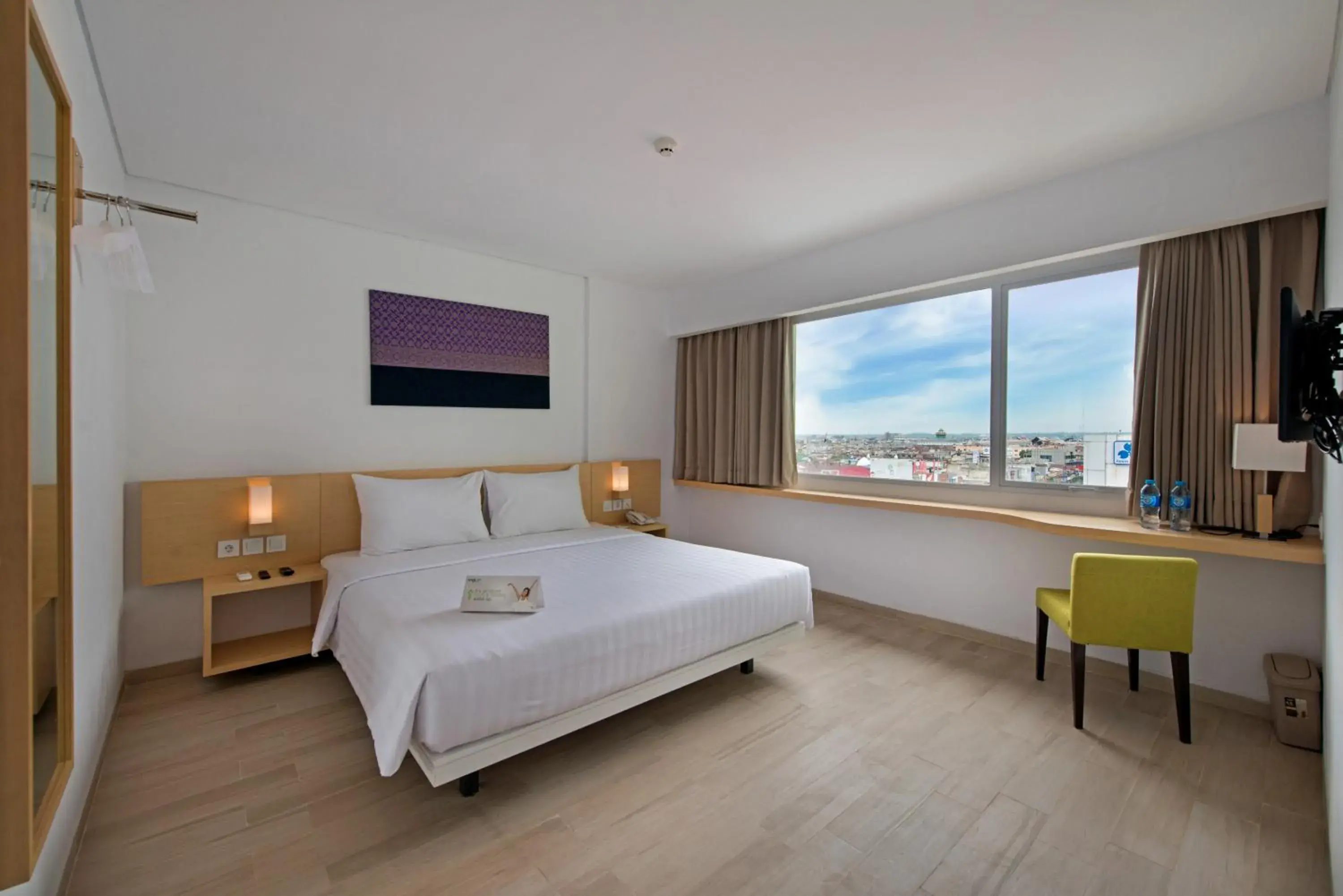 Bed in Whiz Prime Hotel Sudirman Pekanbaru Bed in Whiz Prime Hotel Sudirman Pekanbaru