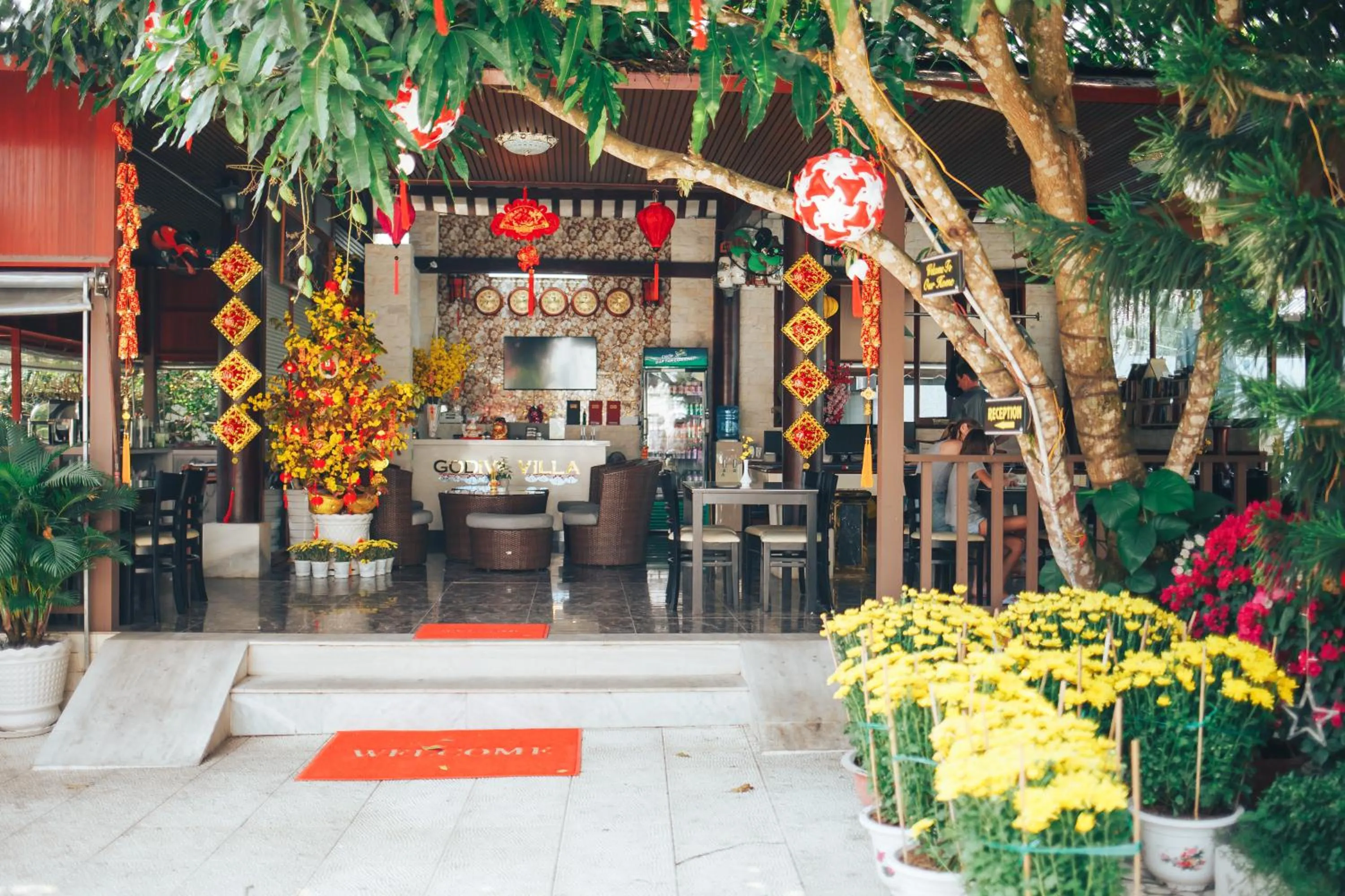 Communal lounge/ TV room in Godiva Villa Phu Quoc