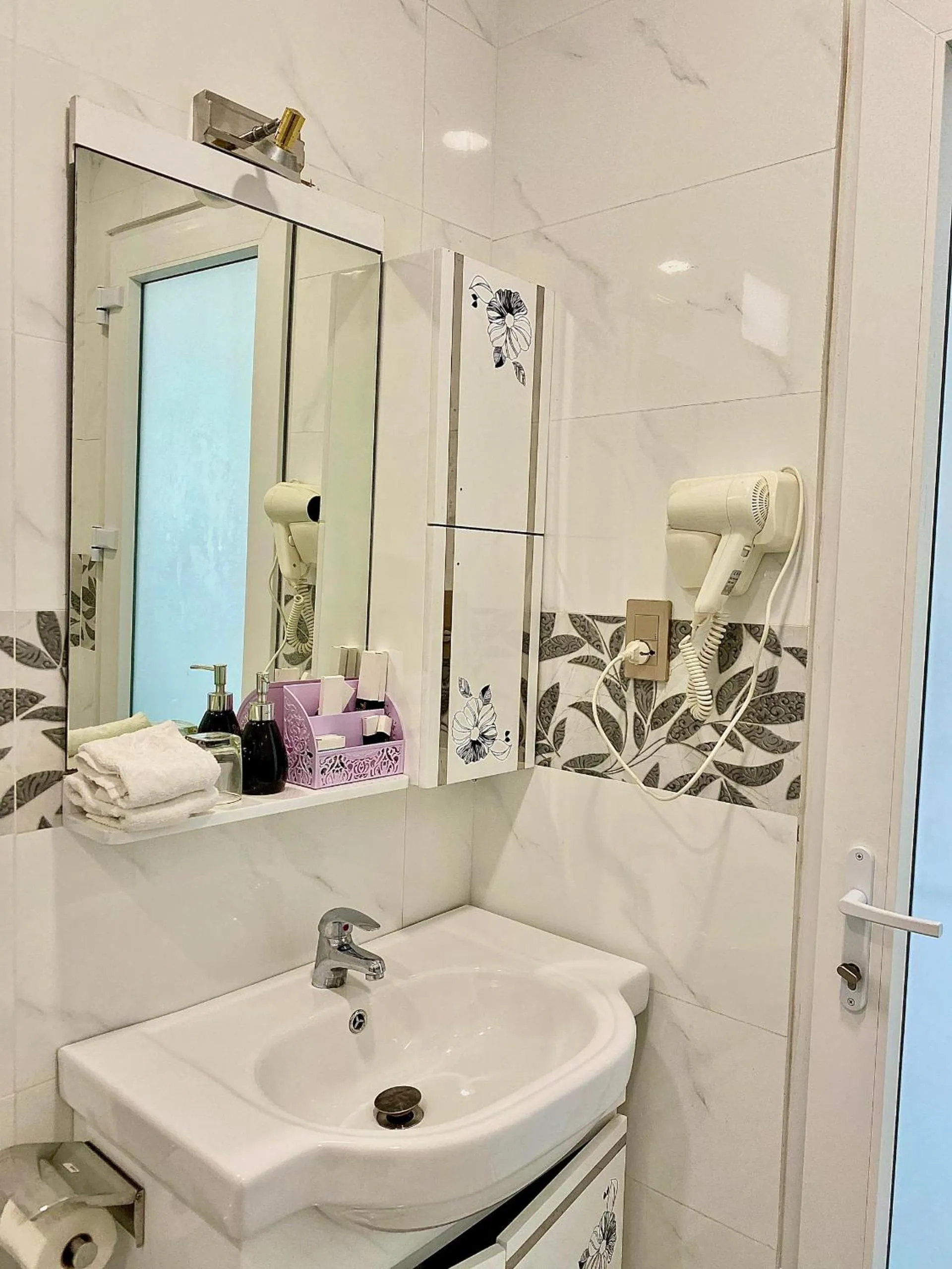 Shower in Godiva Villa Phu Quoc