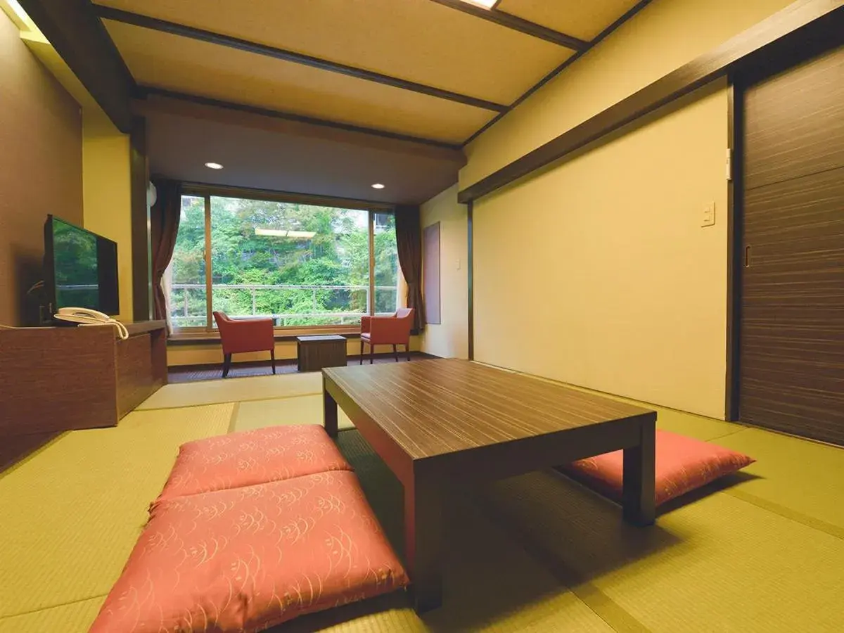 Standard Japanese-Style-Room - single occupancy - Non-Smoking - Shared Bathroom in Ooedo Onsen Monogatari Premium Hotel New Shiobara Standard Japanese-Style-Room - single occupancy - Non-Smoking - Shared Bathroom in Ooedo Onsen Monogatari Premium Hotel New Shiobara