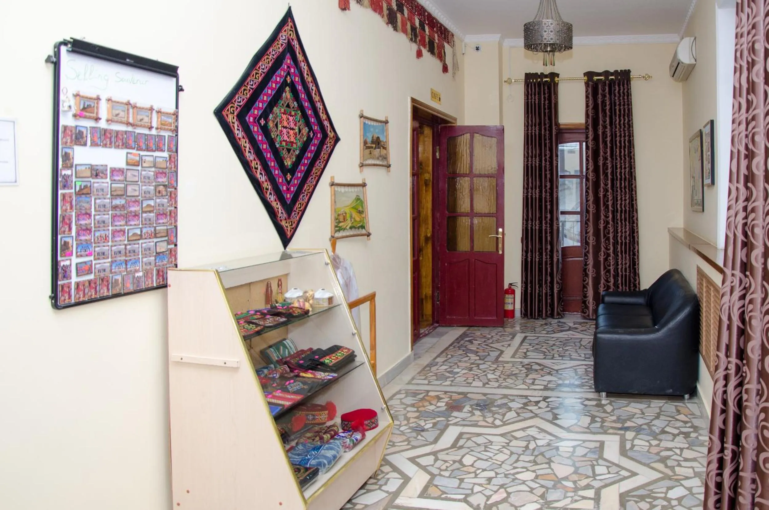 Lobby or reception in Jipek Joli Inn