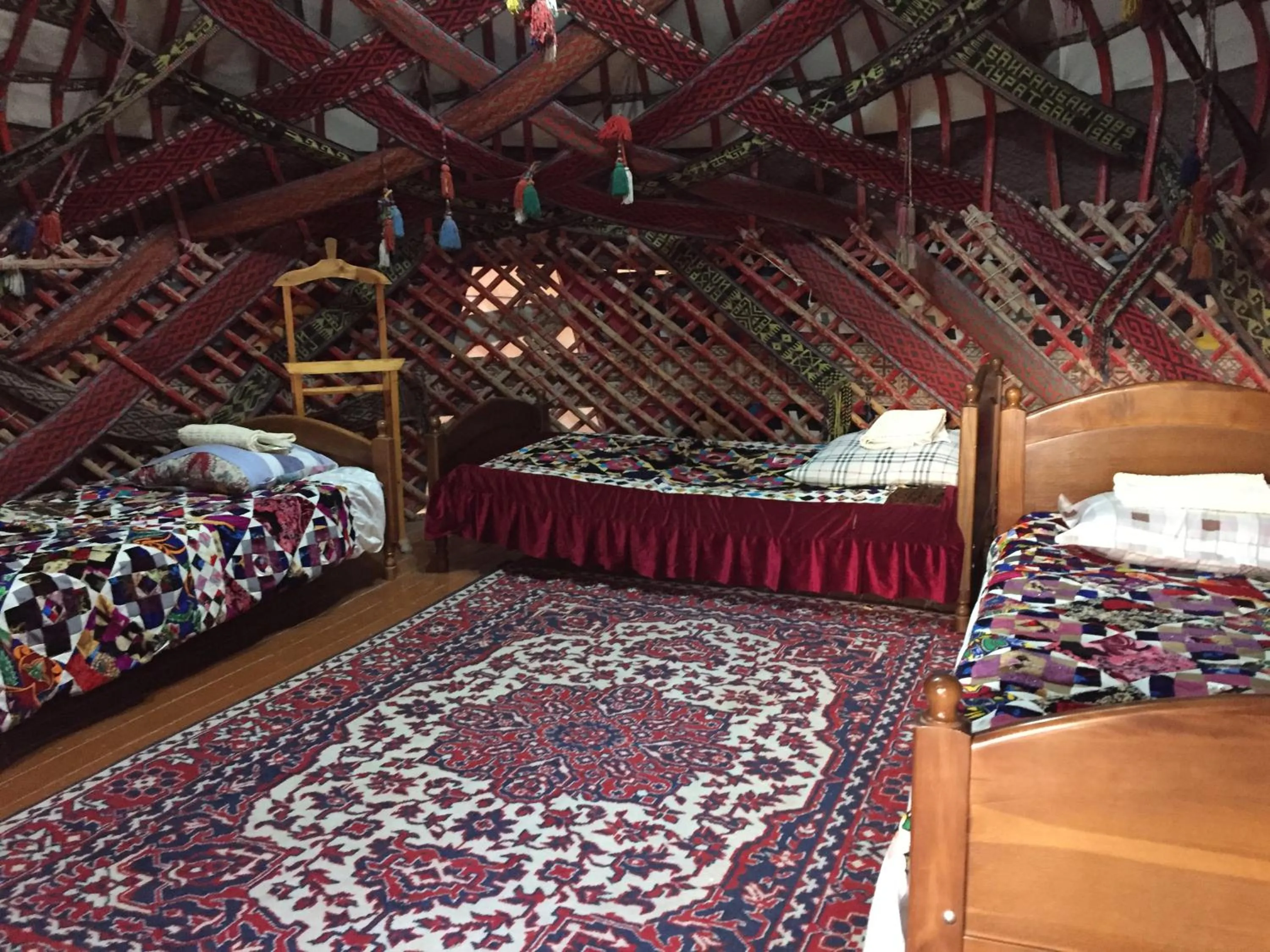 Photo of the whole room, Bed in Jipek Joli Inn