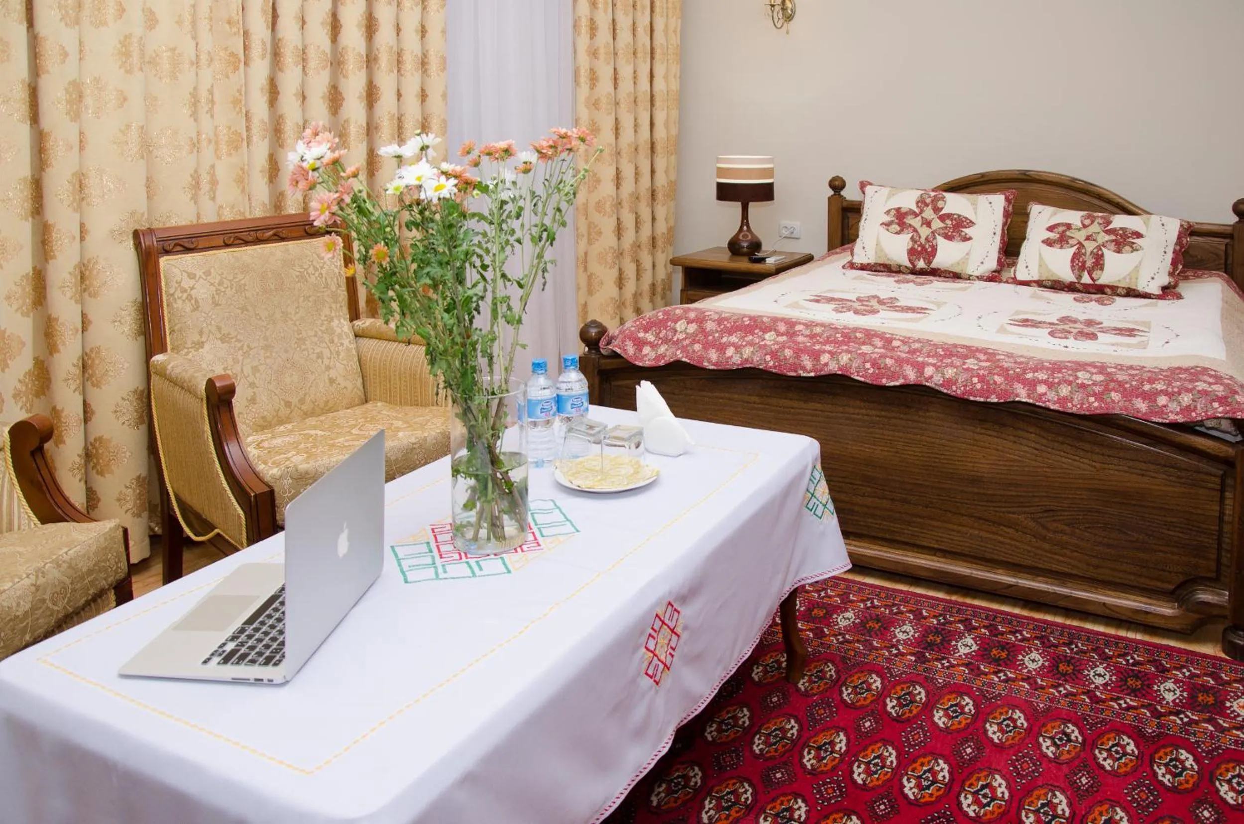 bunk bed, Bed in Jipek Joli Inn