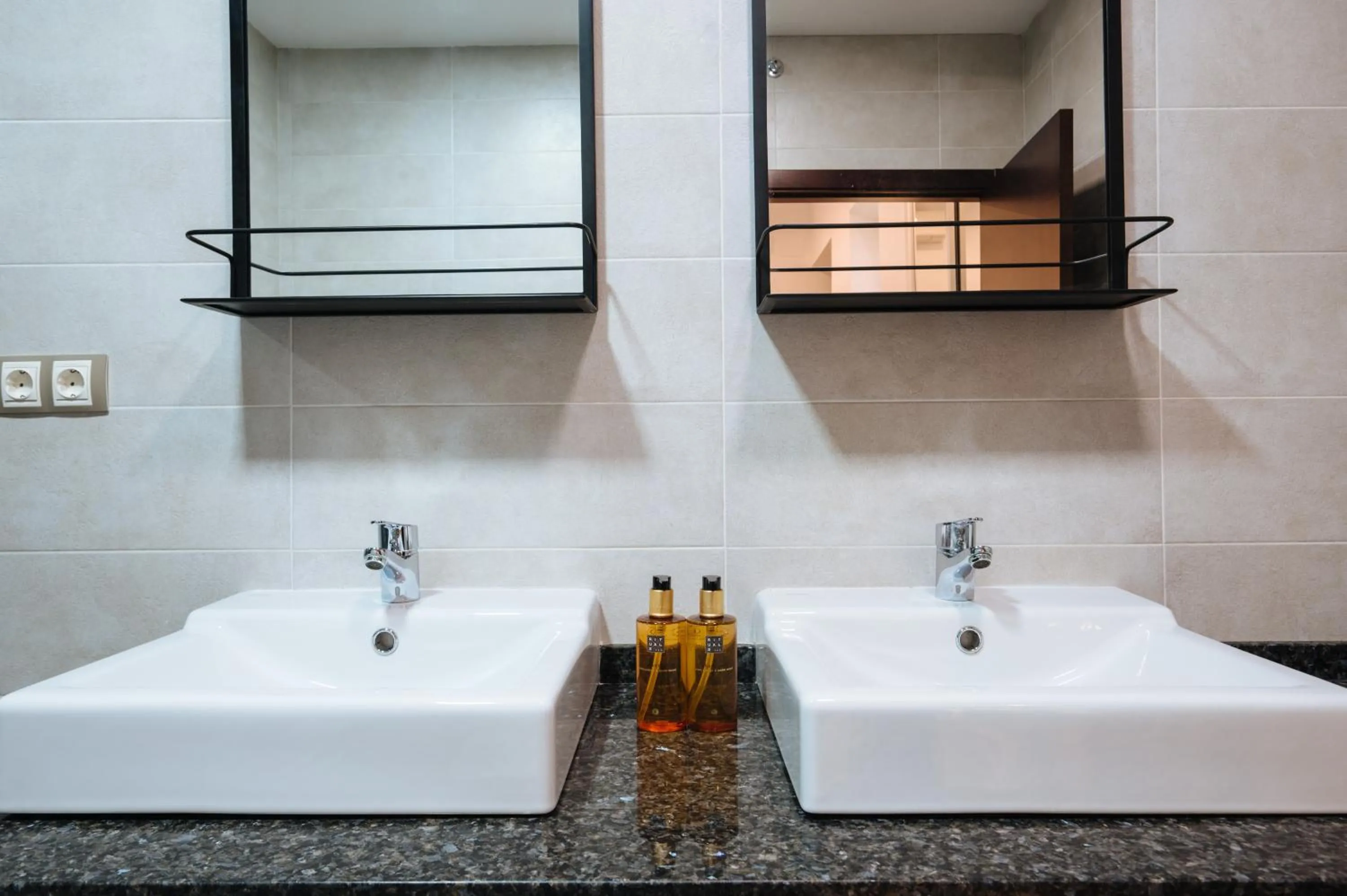 Bathroom in Apartamentos "El Escondite de María"