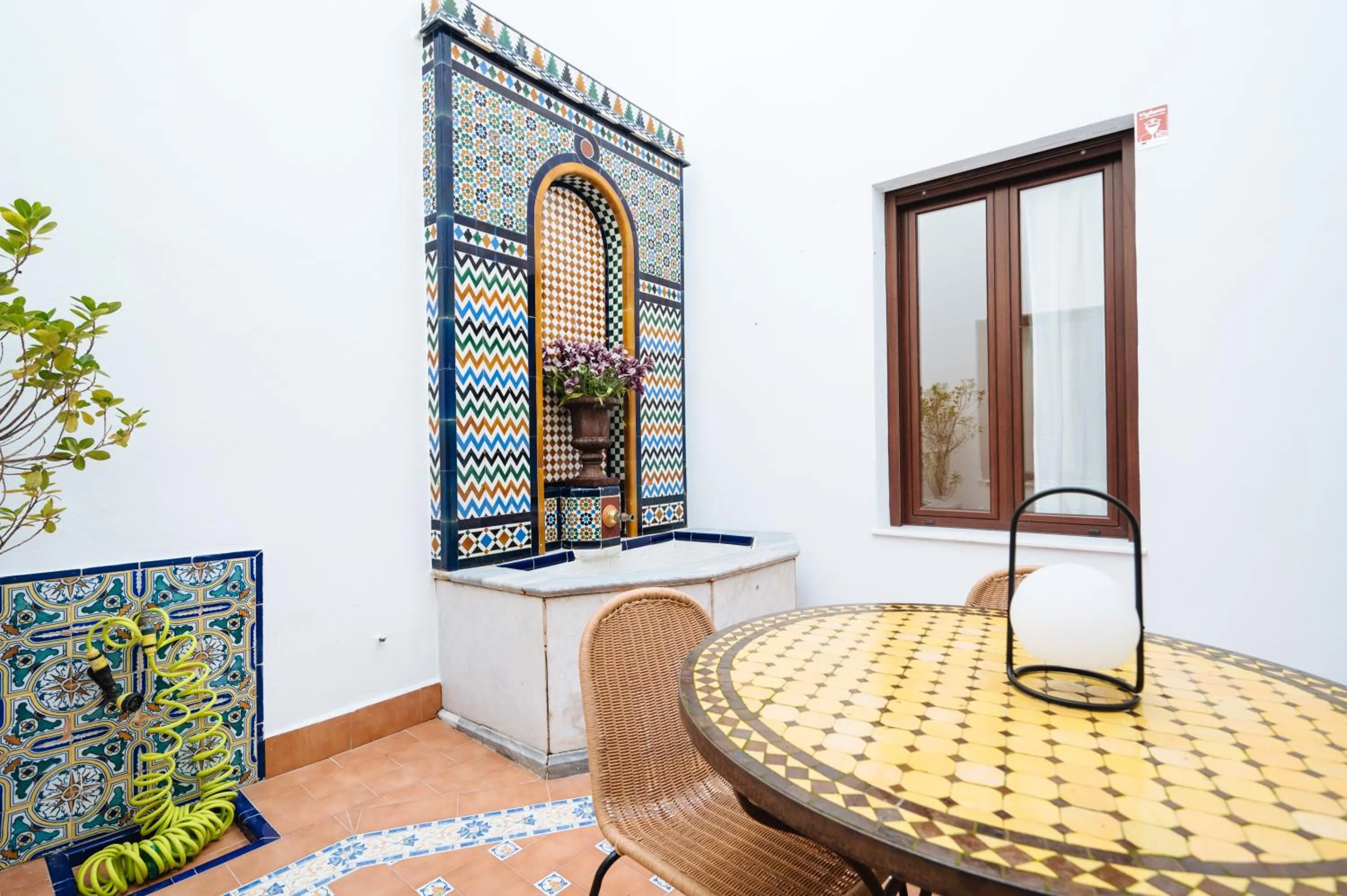 Apartamentos "El Escondite de María"