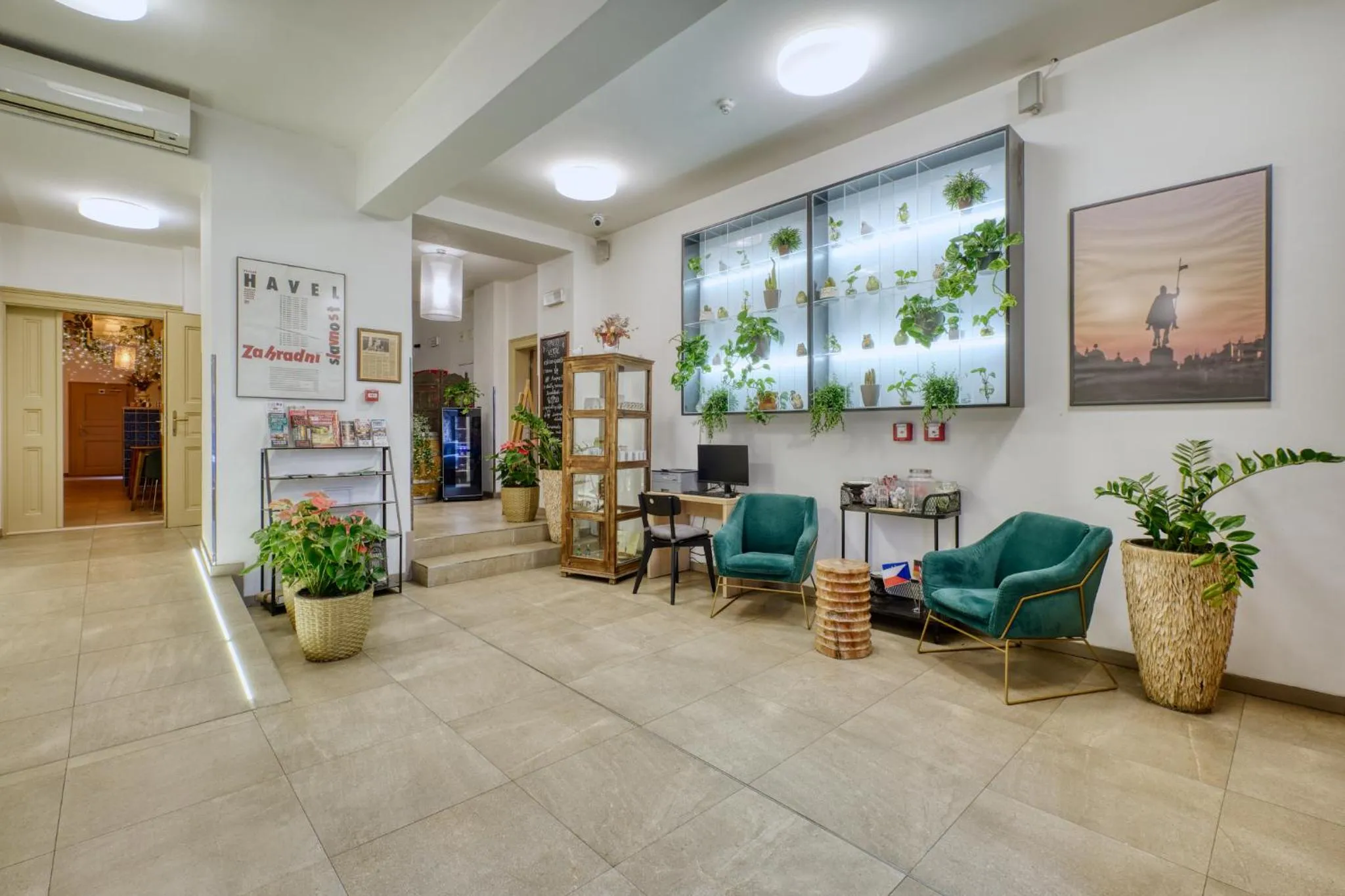 Lobby or reception in Salvator Boutique Hotel vegan-friendly