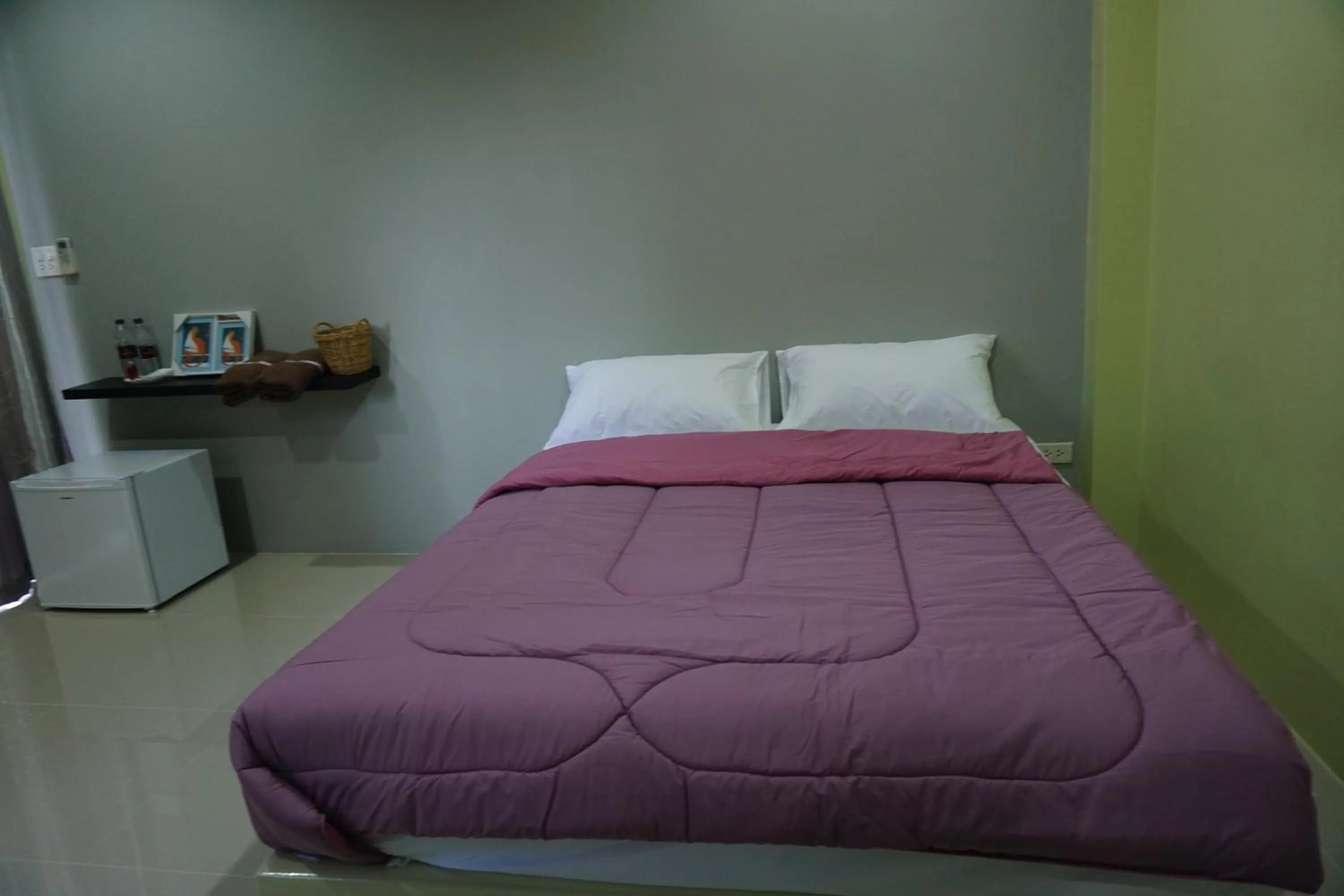 Bed in Meephawa Resort