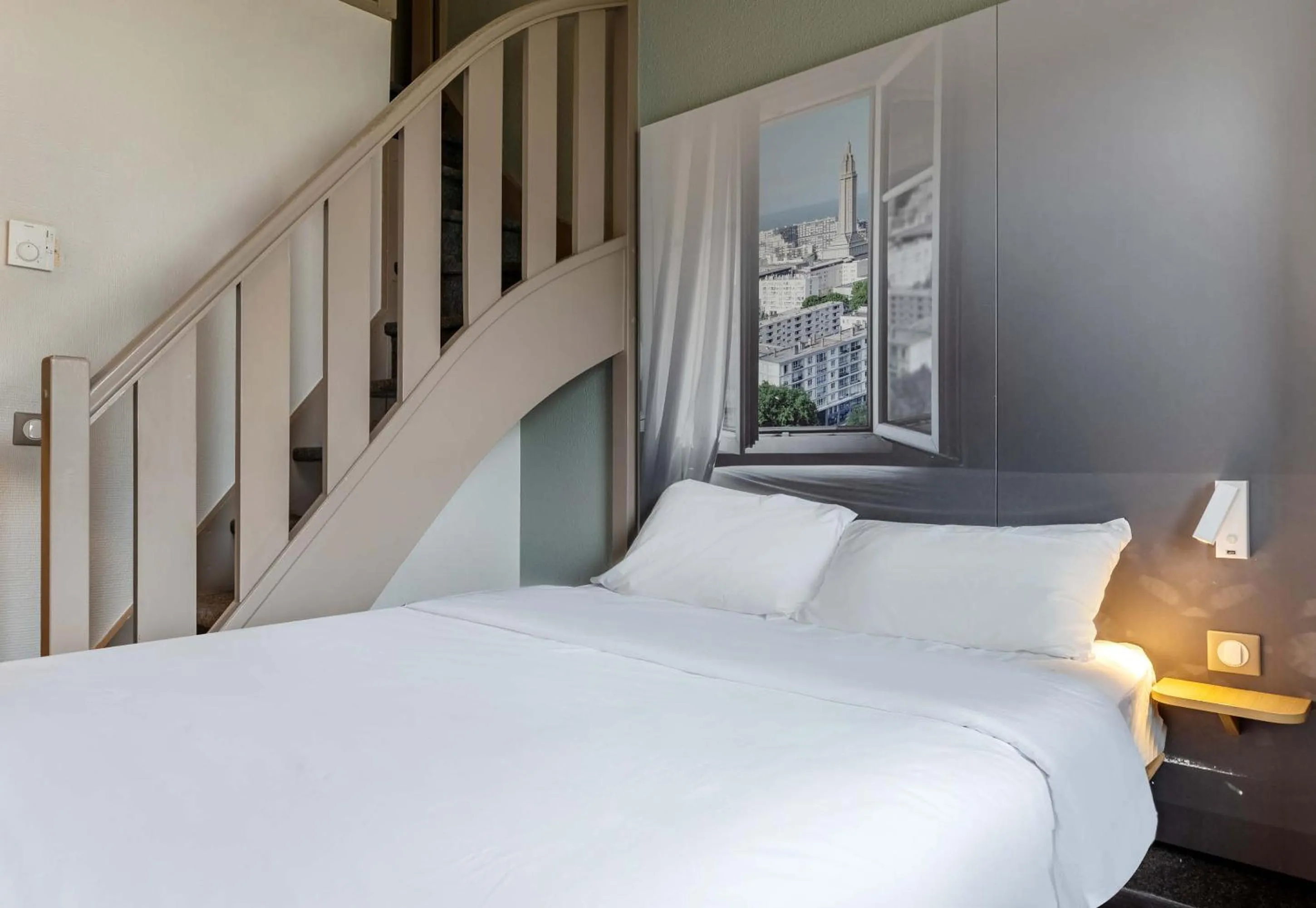 Bedroom, Bed in B&B HOTEL Le Havre Harfleur 1