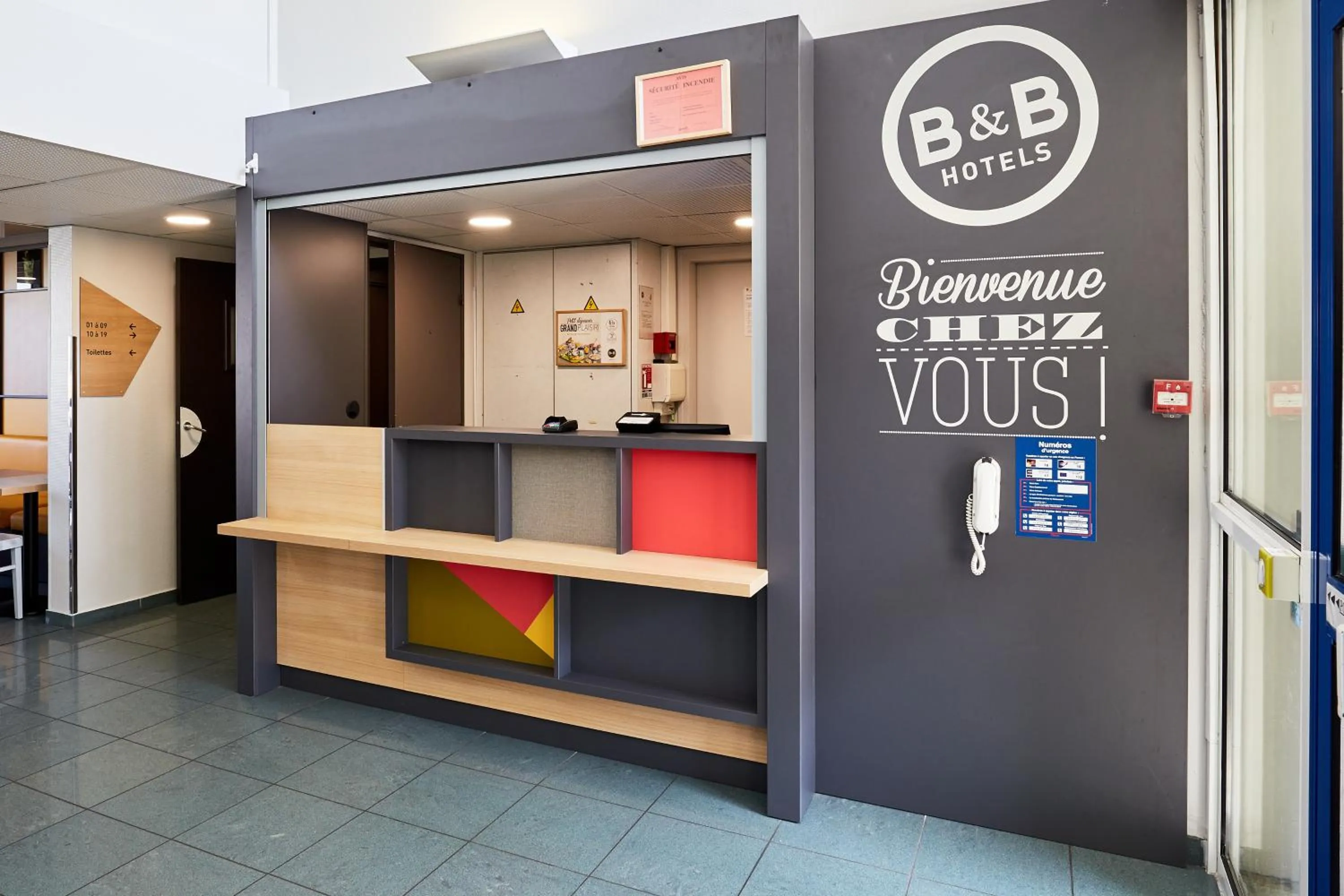 Lobby or reception in B&B HOTEL Le Havre Harfleur 1