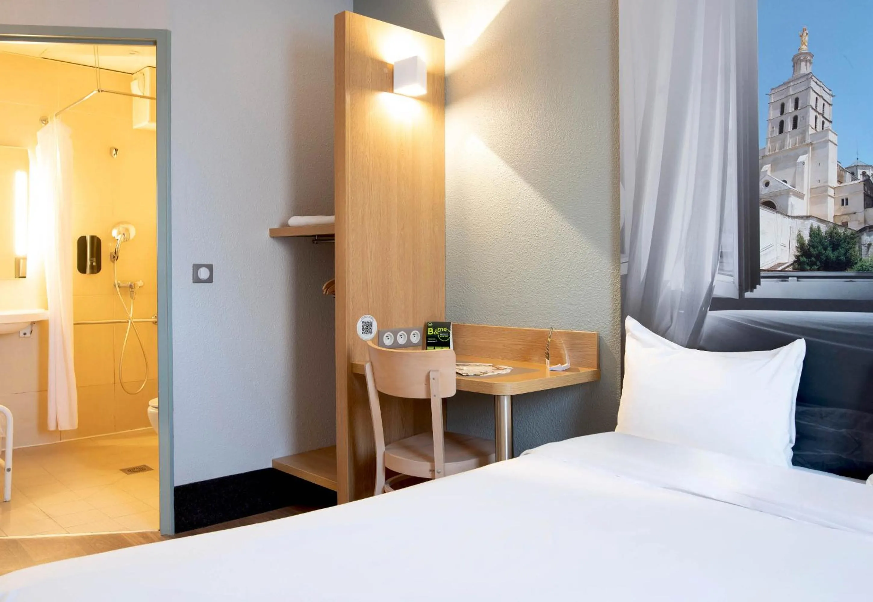 Bedroom, Bed in B&B HOTEL Avignon 2