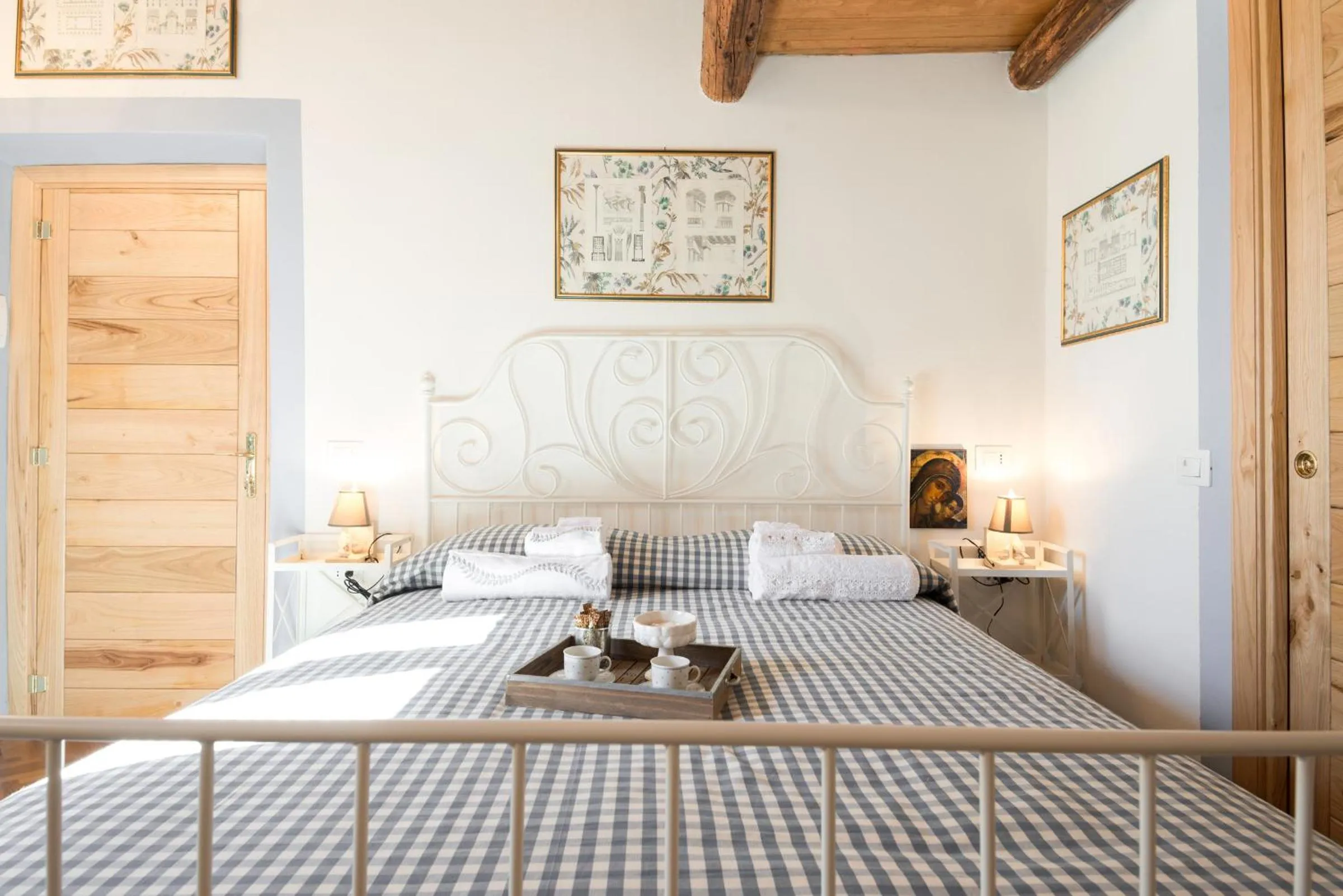 Bedroom, Bed in Casa Il Borghetto - Luxury Suites & Pool