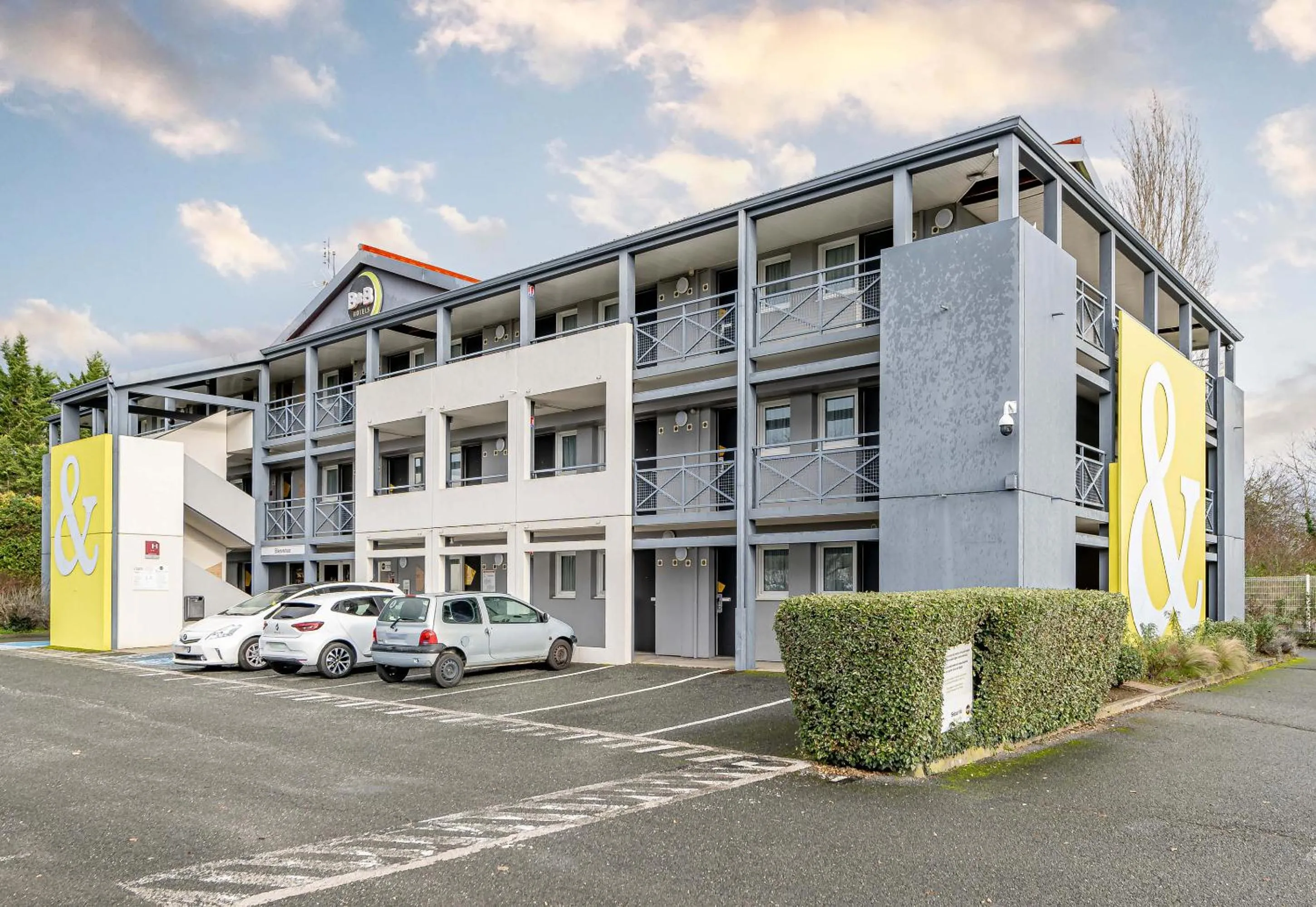 Property building in B&B HOTEL Périgueux Boulazac