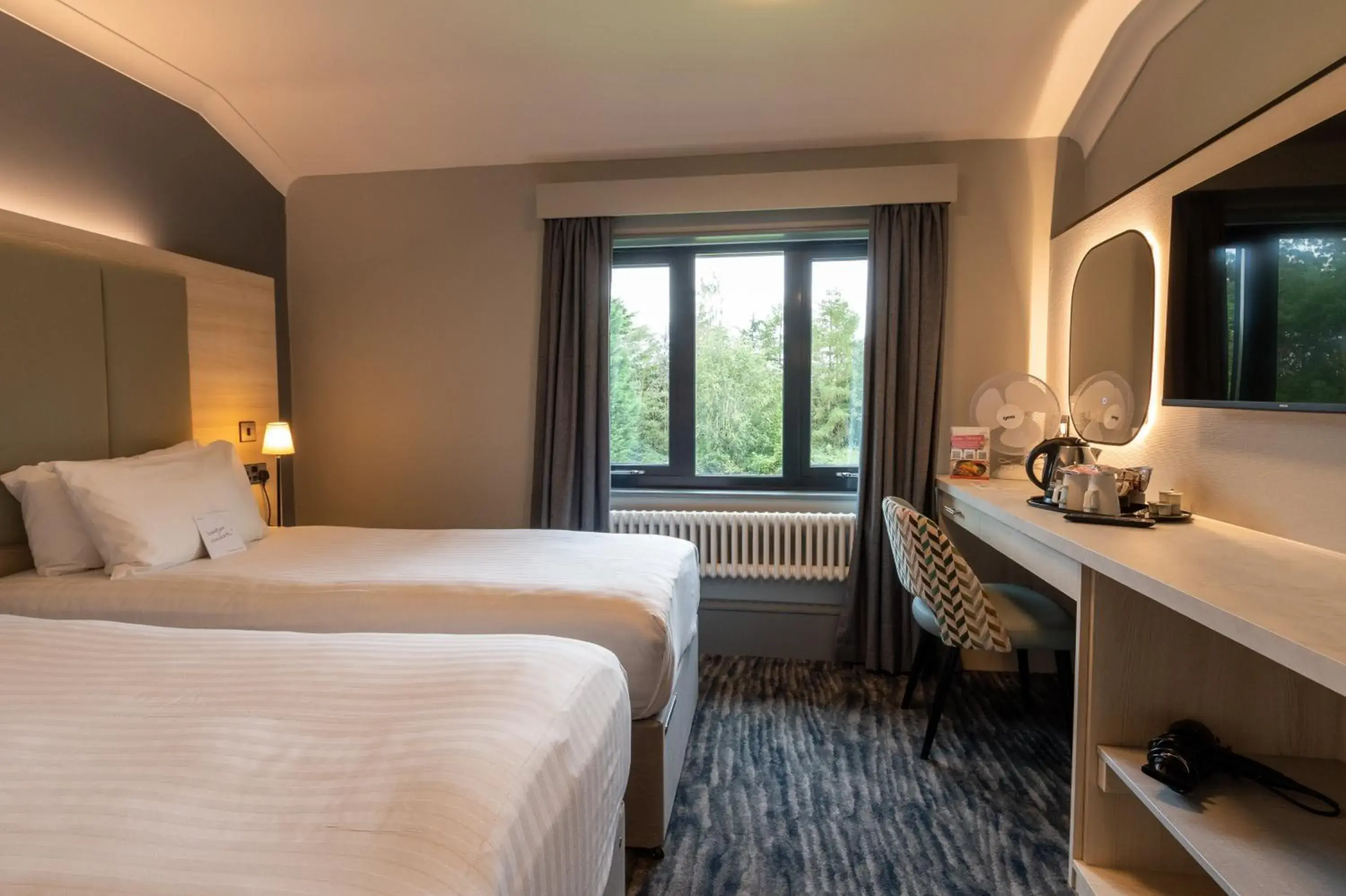 Standard Twin Room in Warwick Conferences - Scarman Standard Twin Room in Warwick Conferences - Scarman
