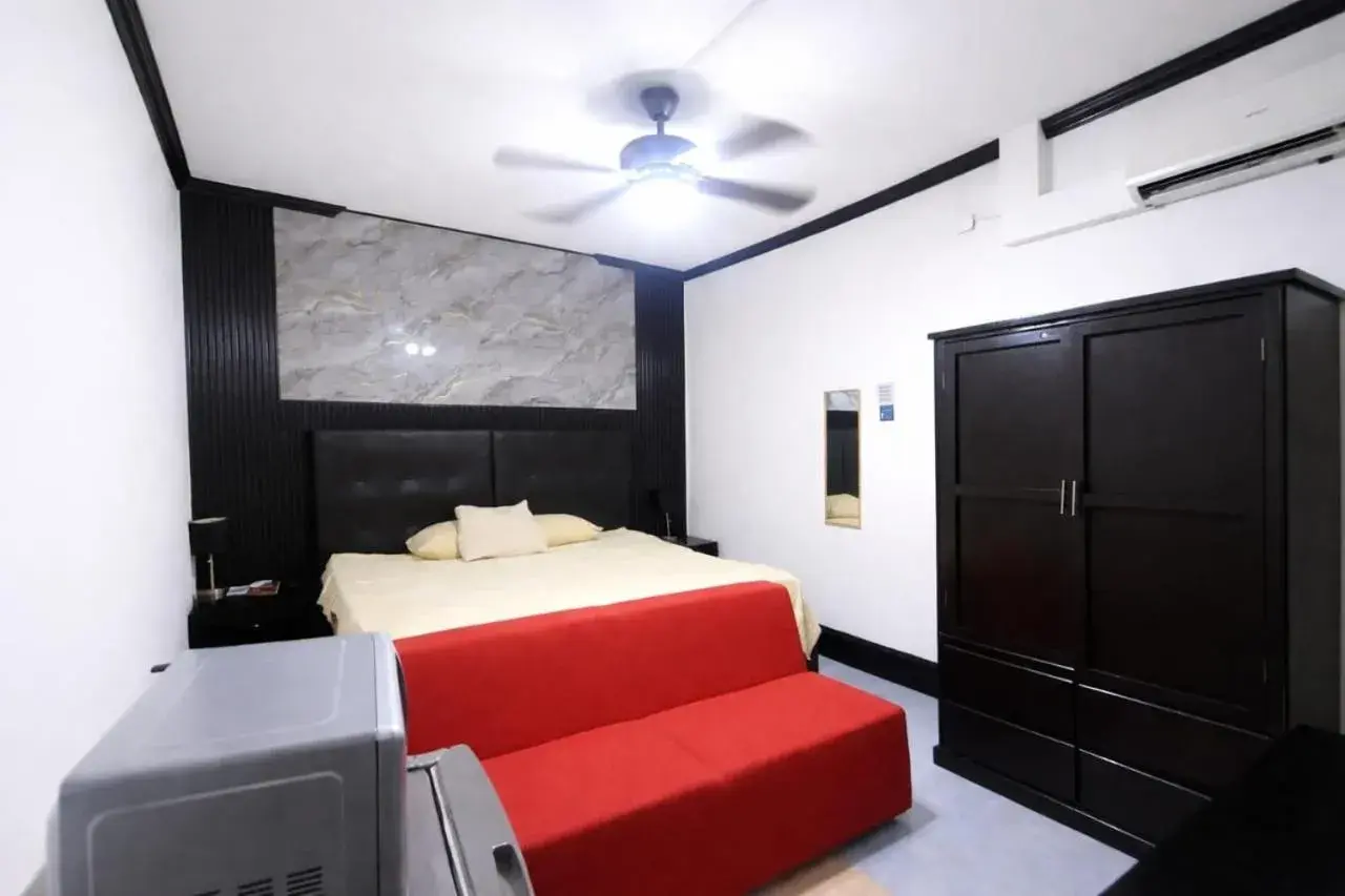 Superior Studio in Hotel Garcias Suites, Linares Superior Studio in Hotel Garcias Suites, Linares