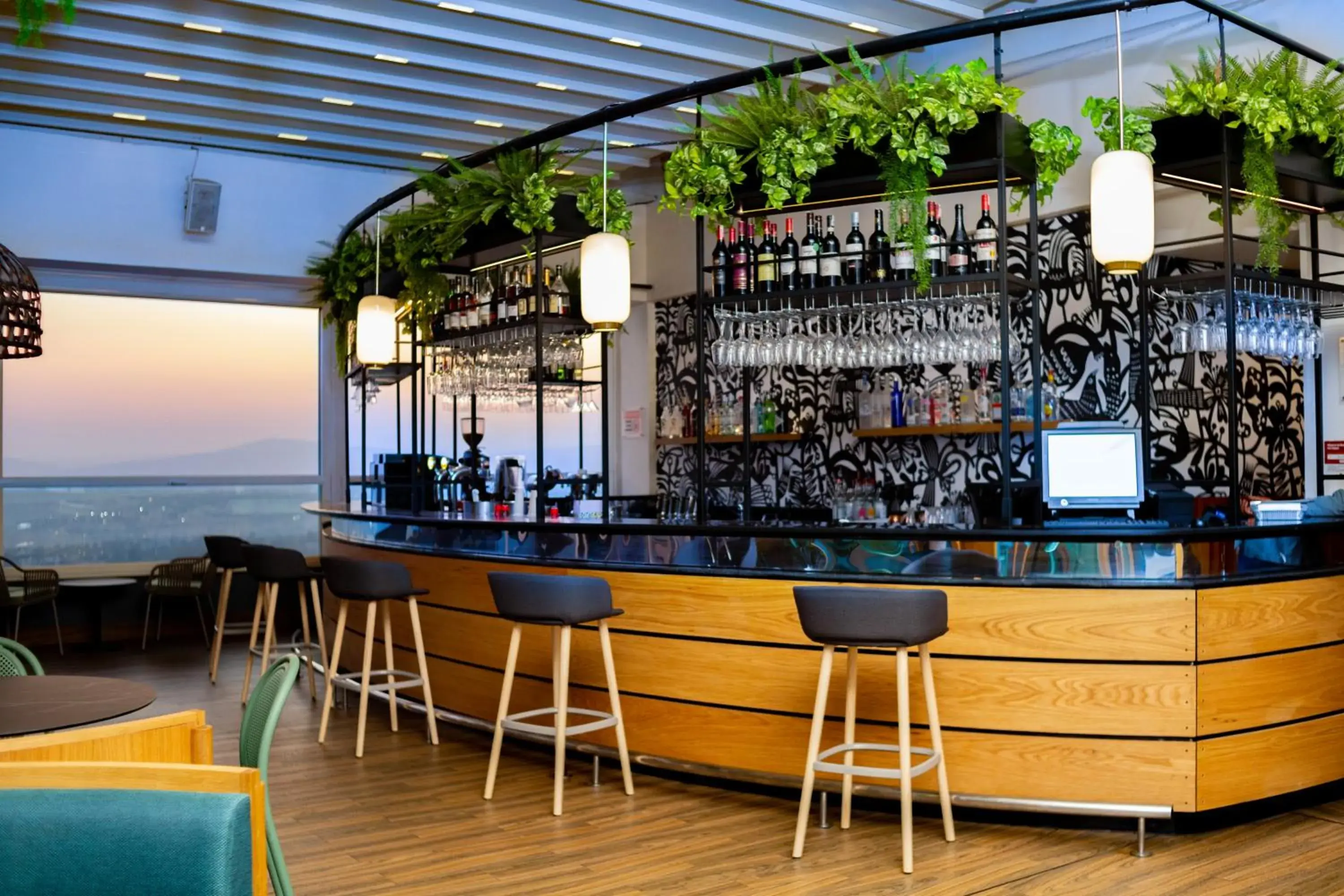 Restaurant/places to eat in Ubumwe Grande Hotel Restaurant/places to eat in Ubumwe Grande Hotel