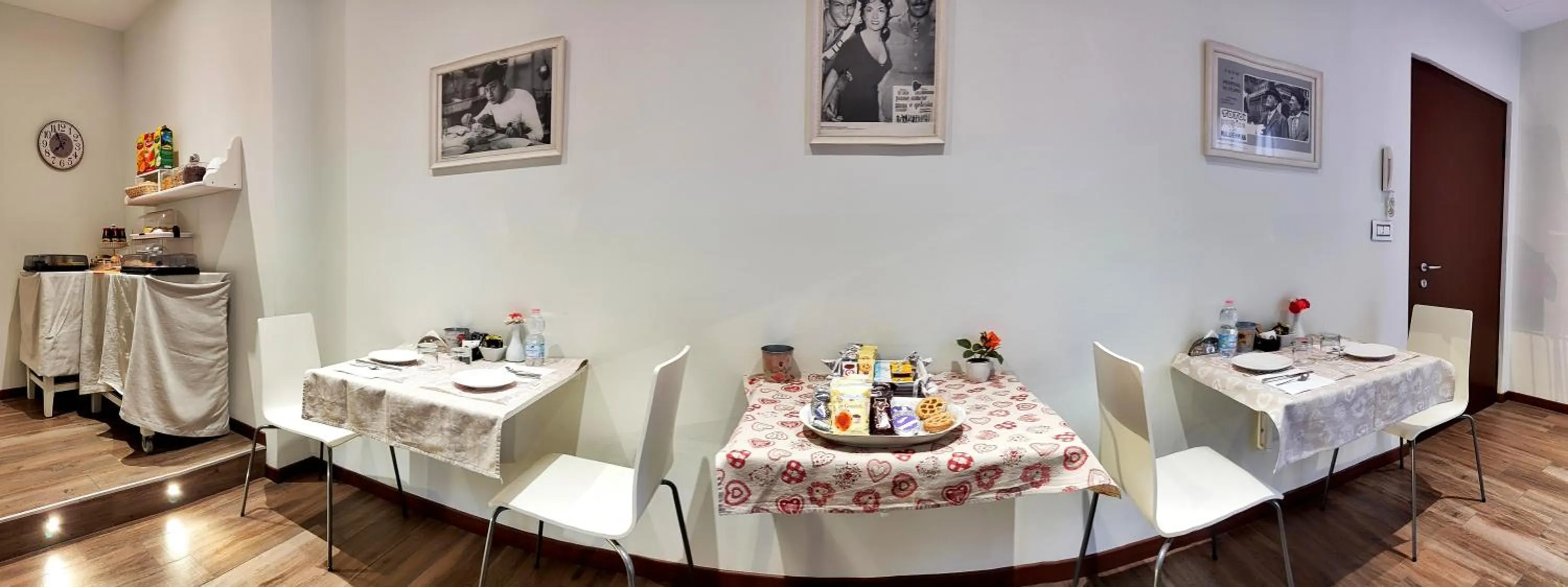 Continental breakfast in B&B Valverde