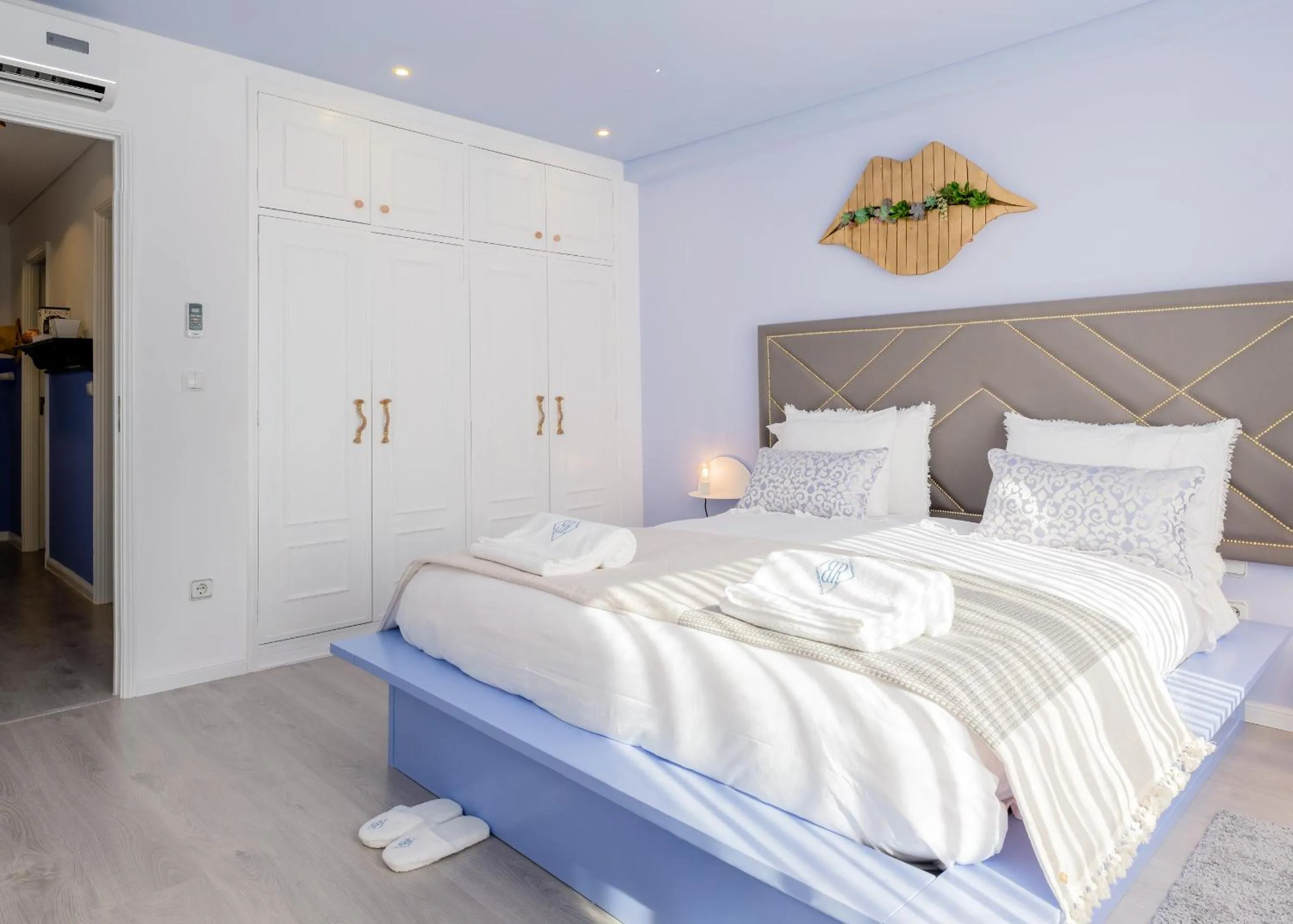 BOUTIQUE RENTALS - Provence Apartment