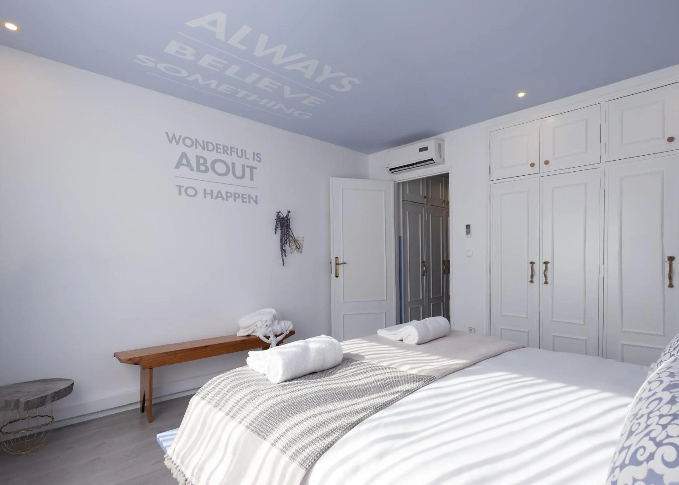 BOUTIQUE RENTALS - Provence Apartment
