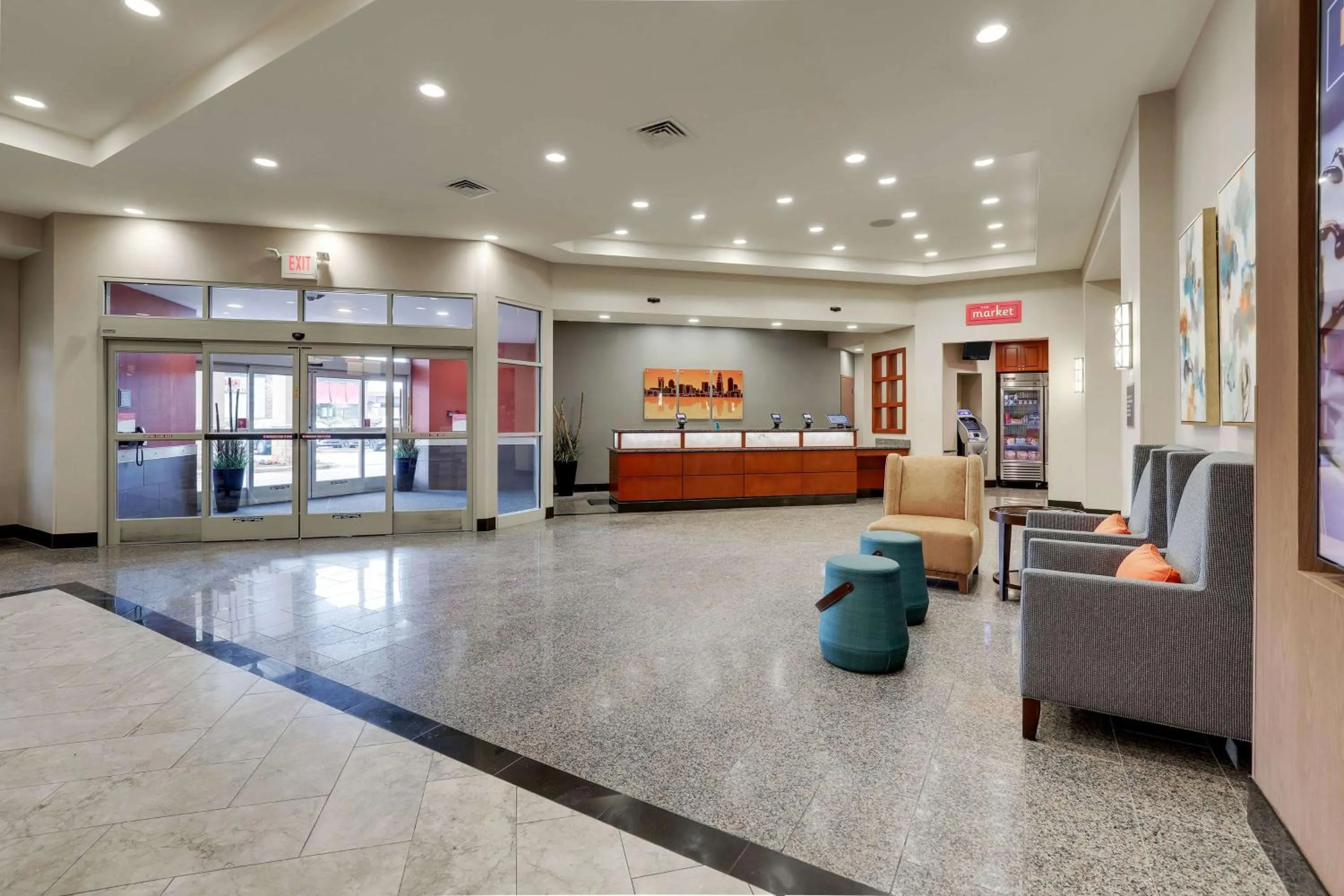 Lobby or reception in Drury Inn & Suites Charlotte Arrowood