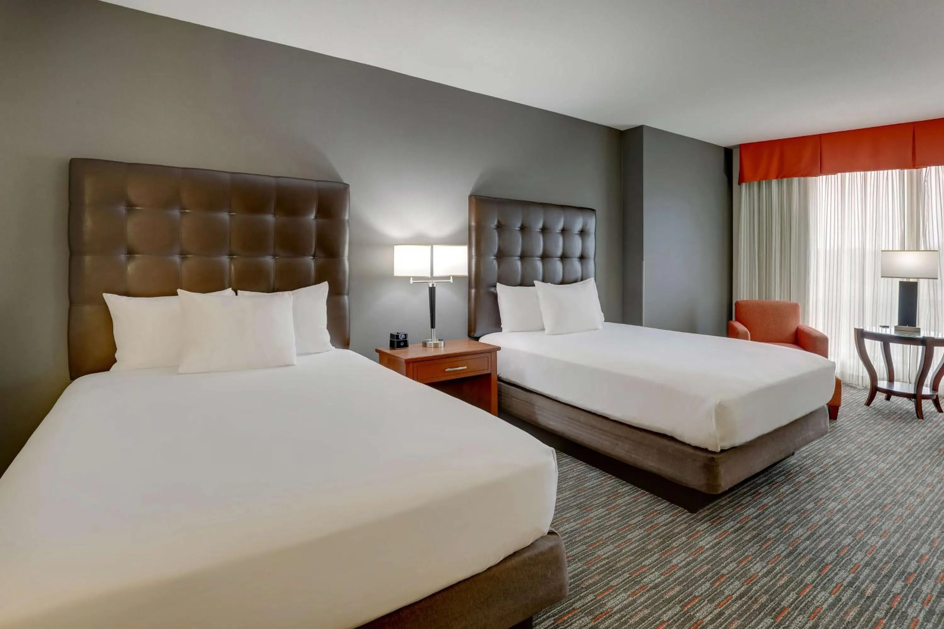 Bedroom, Bed in Drury Inn & Suites Charlotte Arrowood