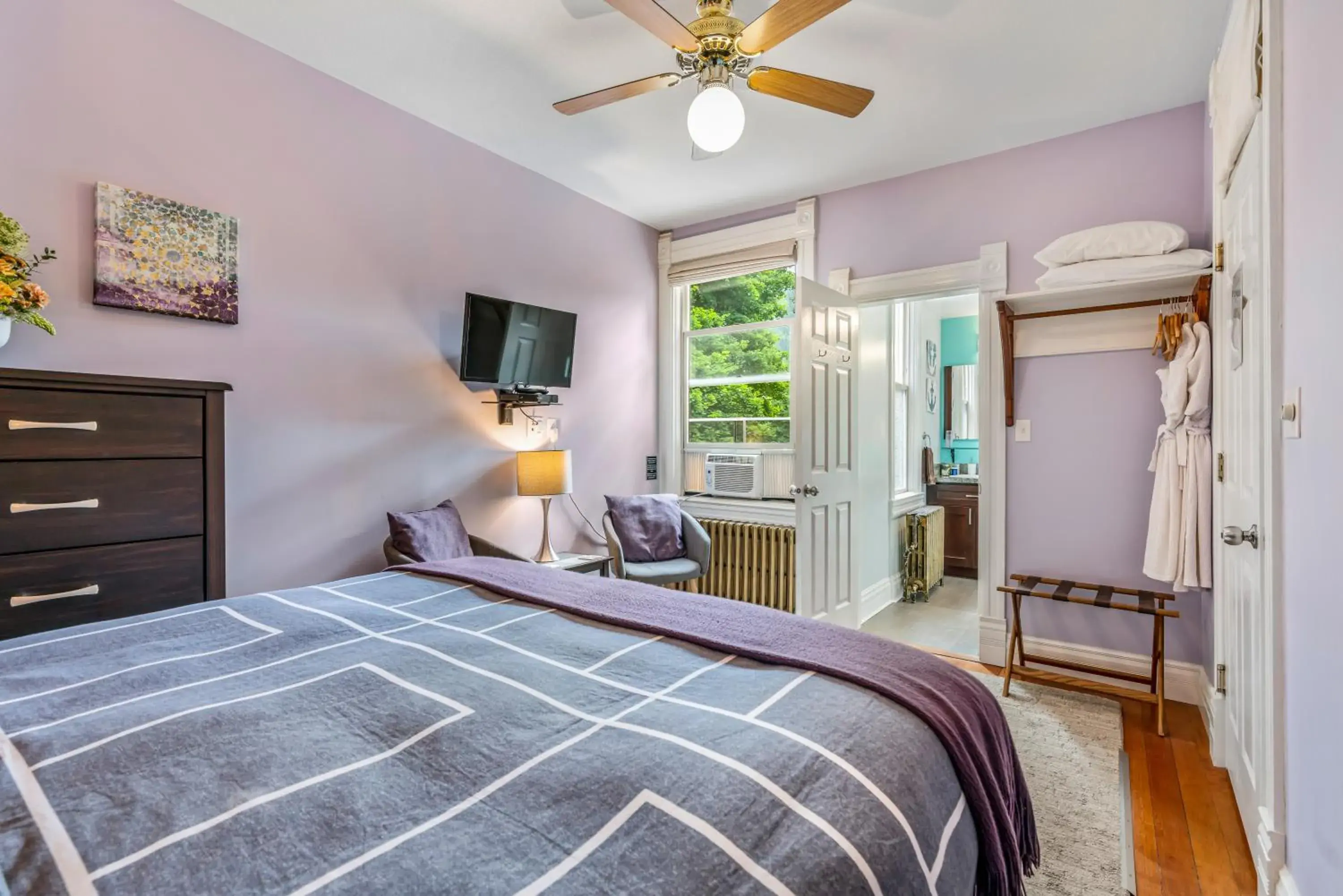 Standard Queen Room with Garden View in Cloudside Hotel Standard Queen Room with Garden View in Cloudside Hotel