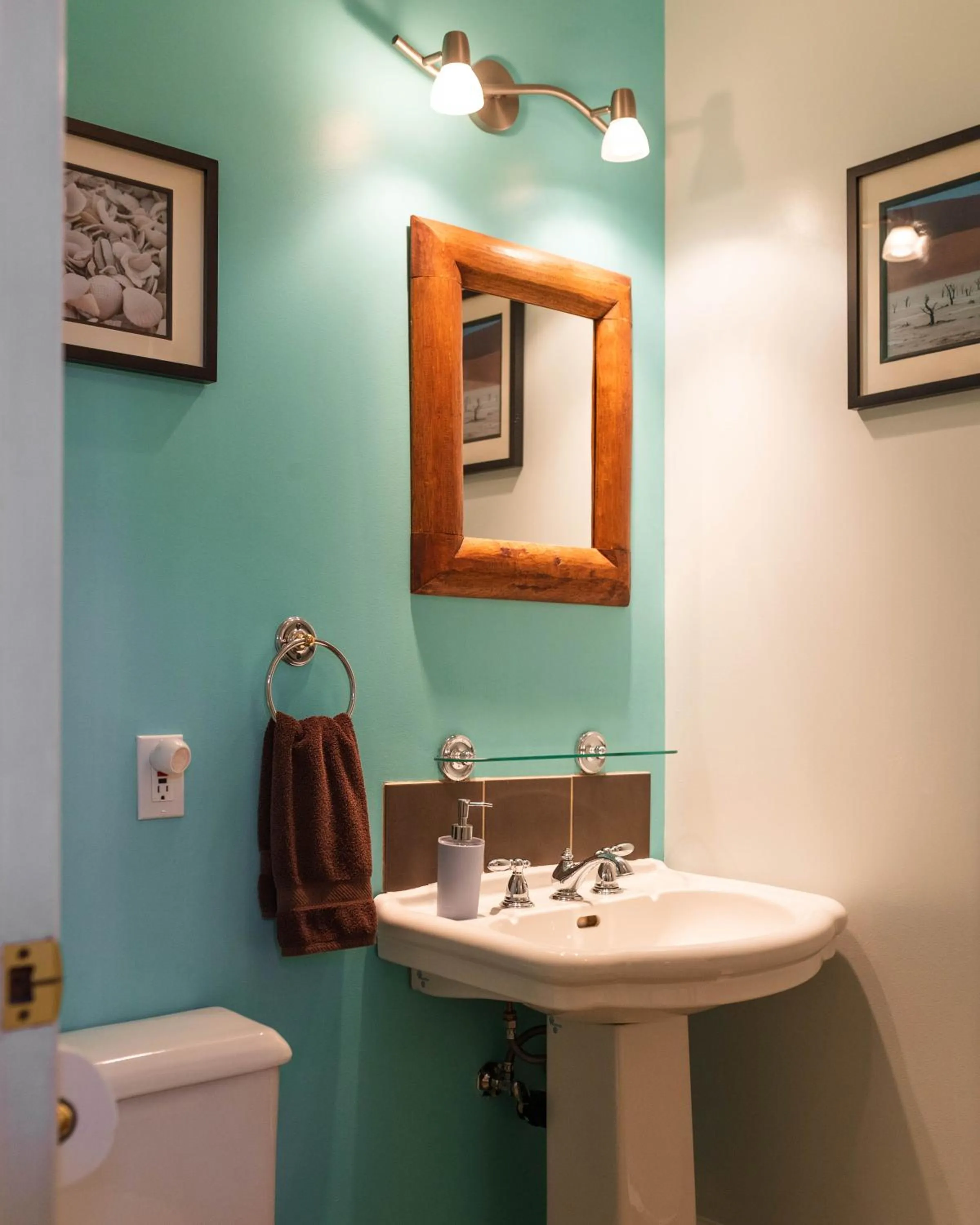 Bathroom in Cloudside Hotel