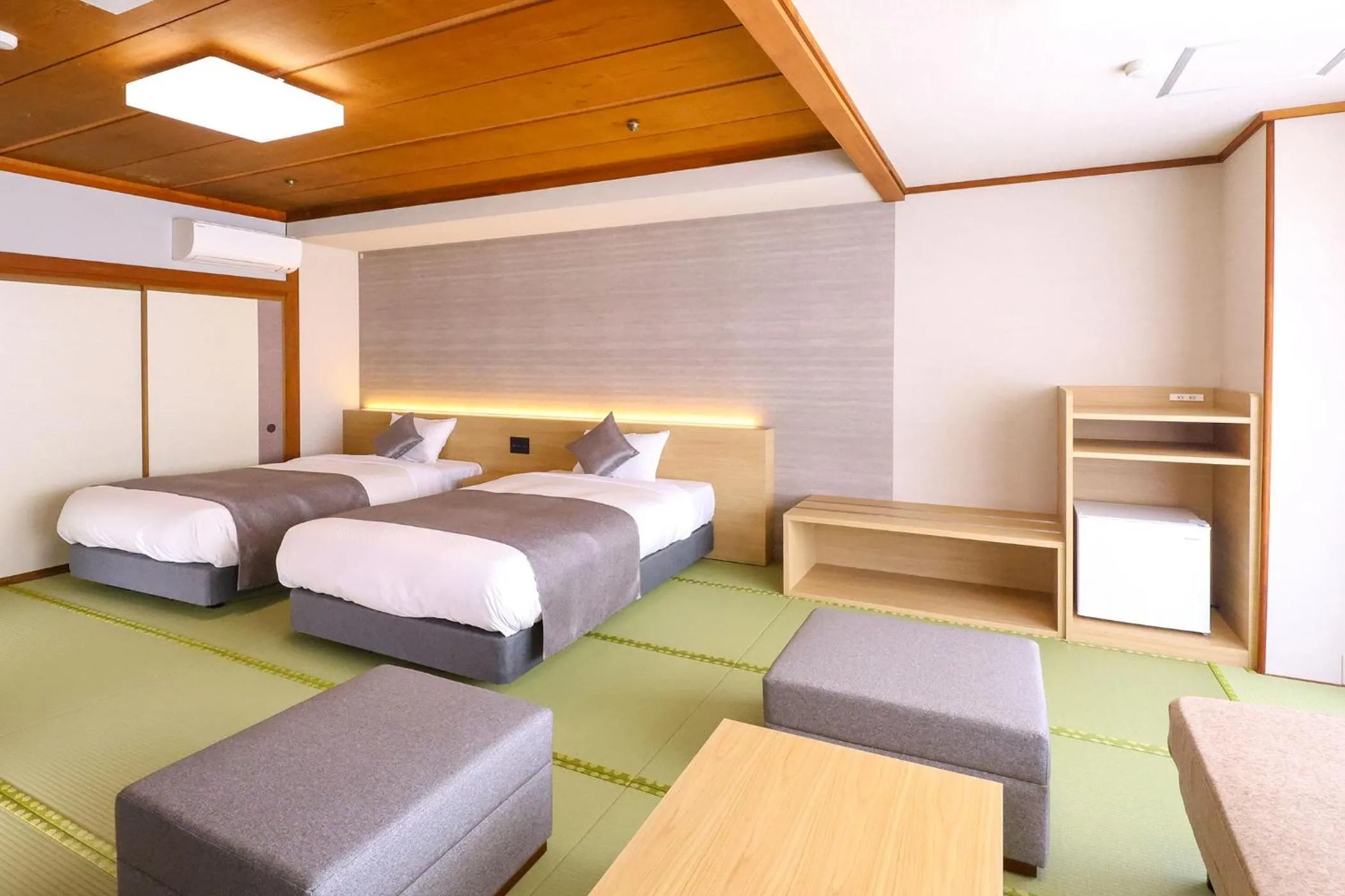 Photo of the whole room, Bed in Ooedo Onsen Monogatari Premium Yamashitaya