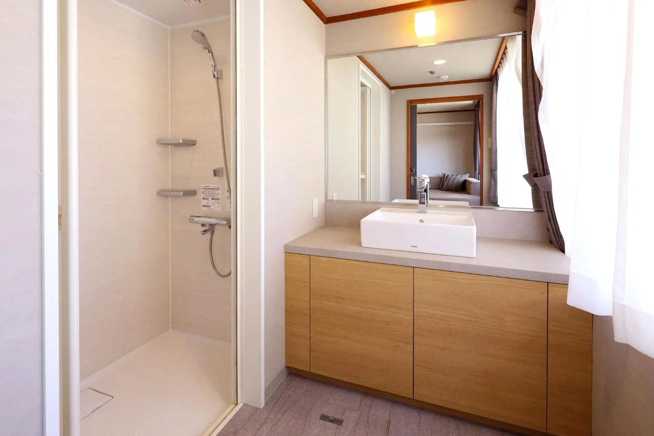 Photo of the whole room in Ooedo Onsen Monogatari Premium Yamashitaya