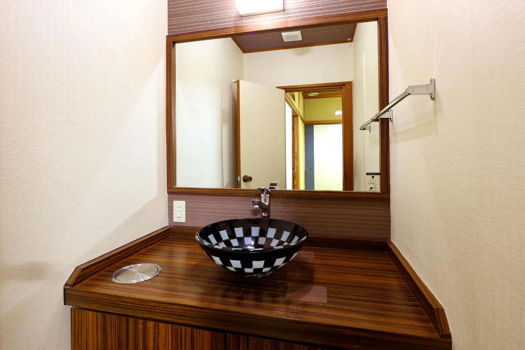 Photo of the whole room in Ooedo Onsen Monogatari Premium Yamashitaya
