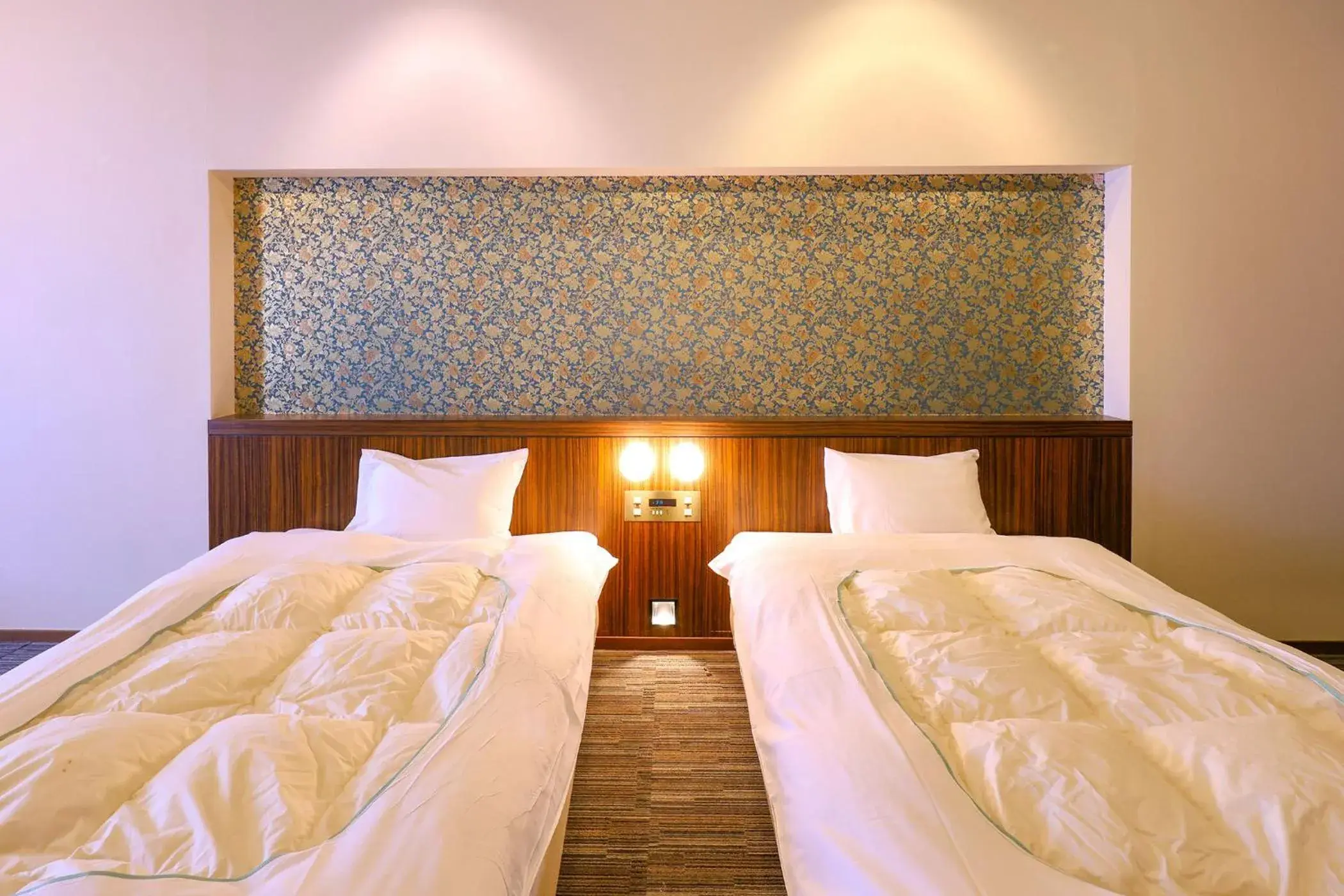 Bed in Ooedo Onsen Monogatari Premium Yamashitaya Bed in Ooedo Onsen Monogatari Premium Yamashitaya