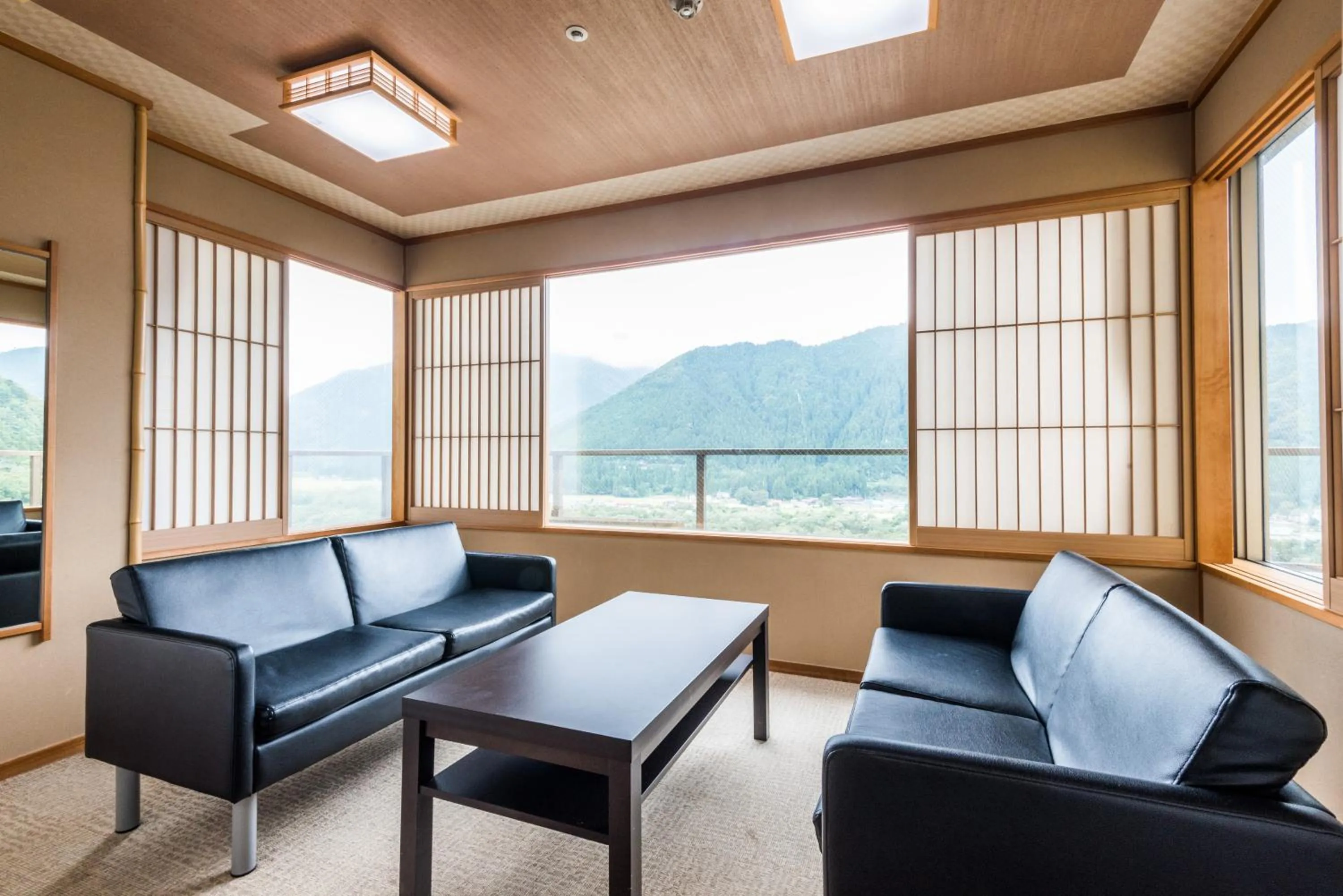 Photo of the whole room in Ooedo Onsen Monogatari Masuya