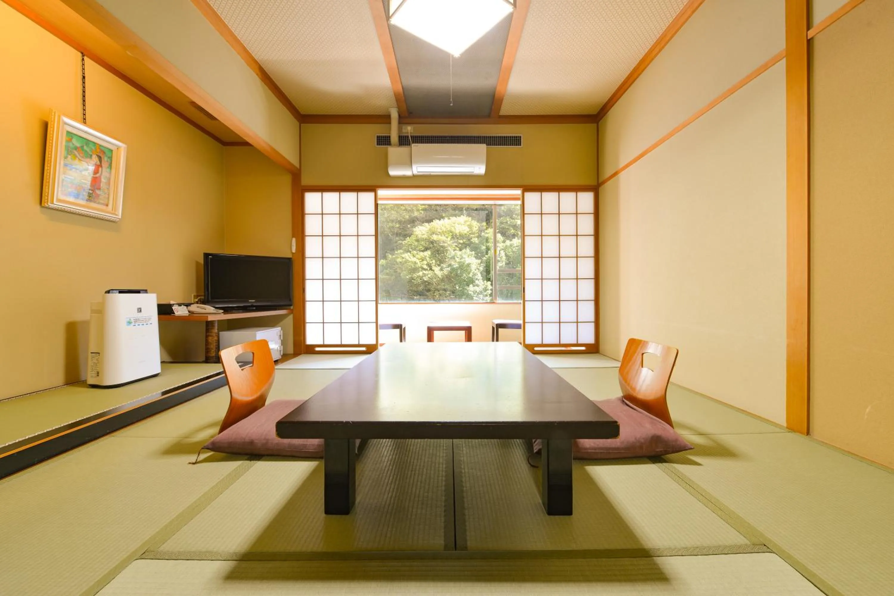 Photo of the whole room in Ooedo Onsen Monogatari Hotel Kinugawa Gyoen