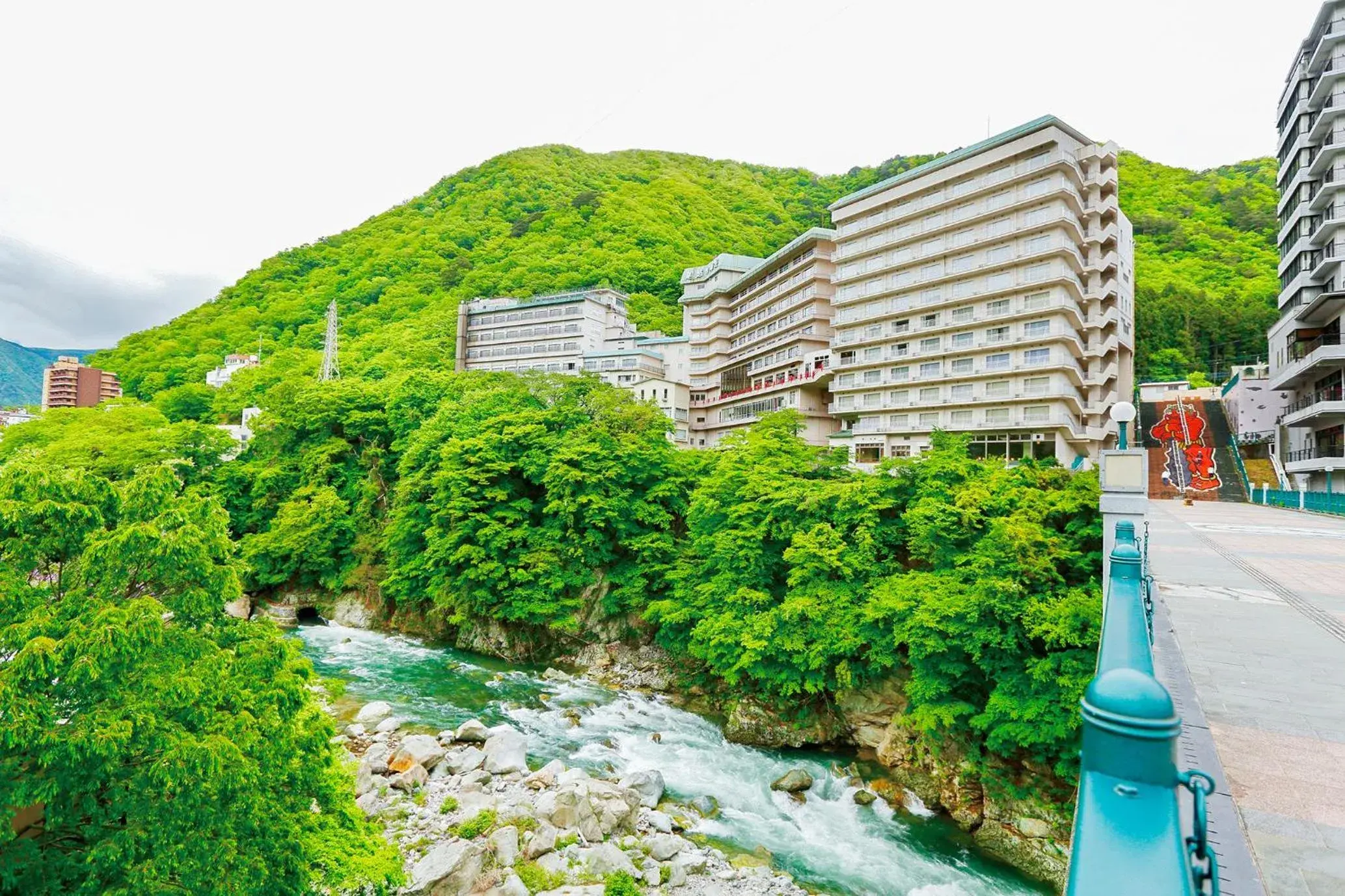 Property building in Ooedo Onsen Monogatari Hotel Kinugawa Gyoen Property building in Ooedo Onsen Monogatari Hotel Kinugawa Gyoen