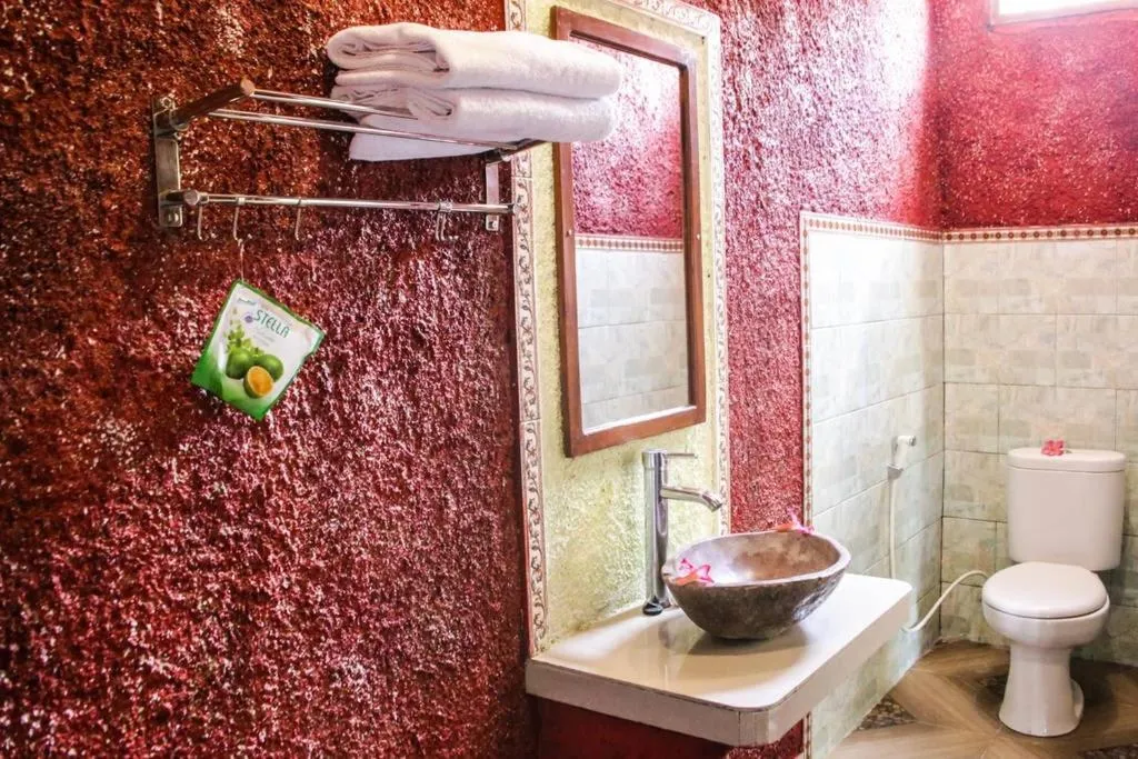 Reynold Artha Guest House