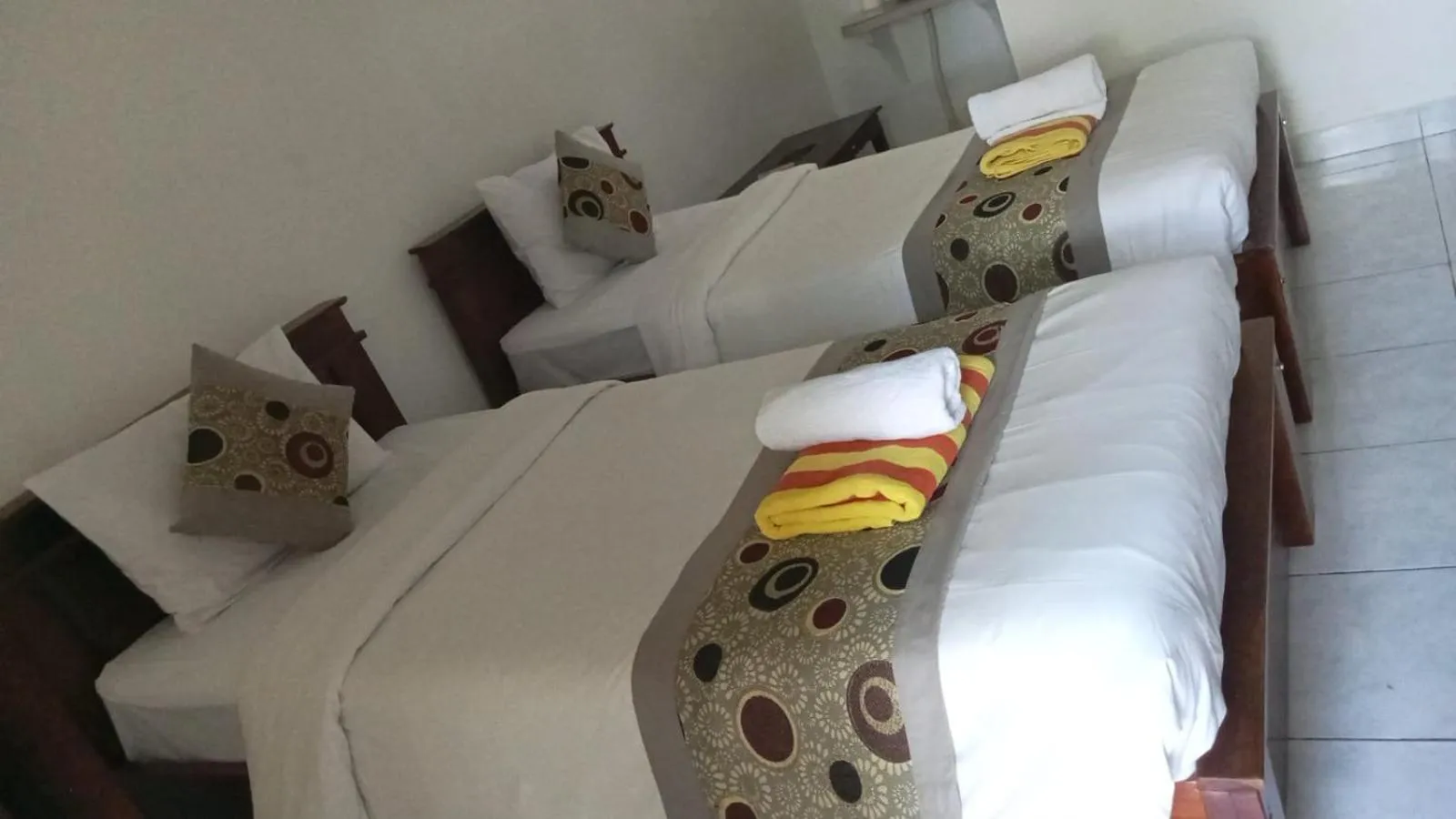 Reynold Artha Guest House