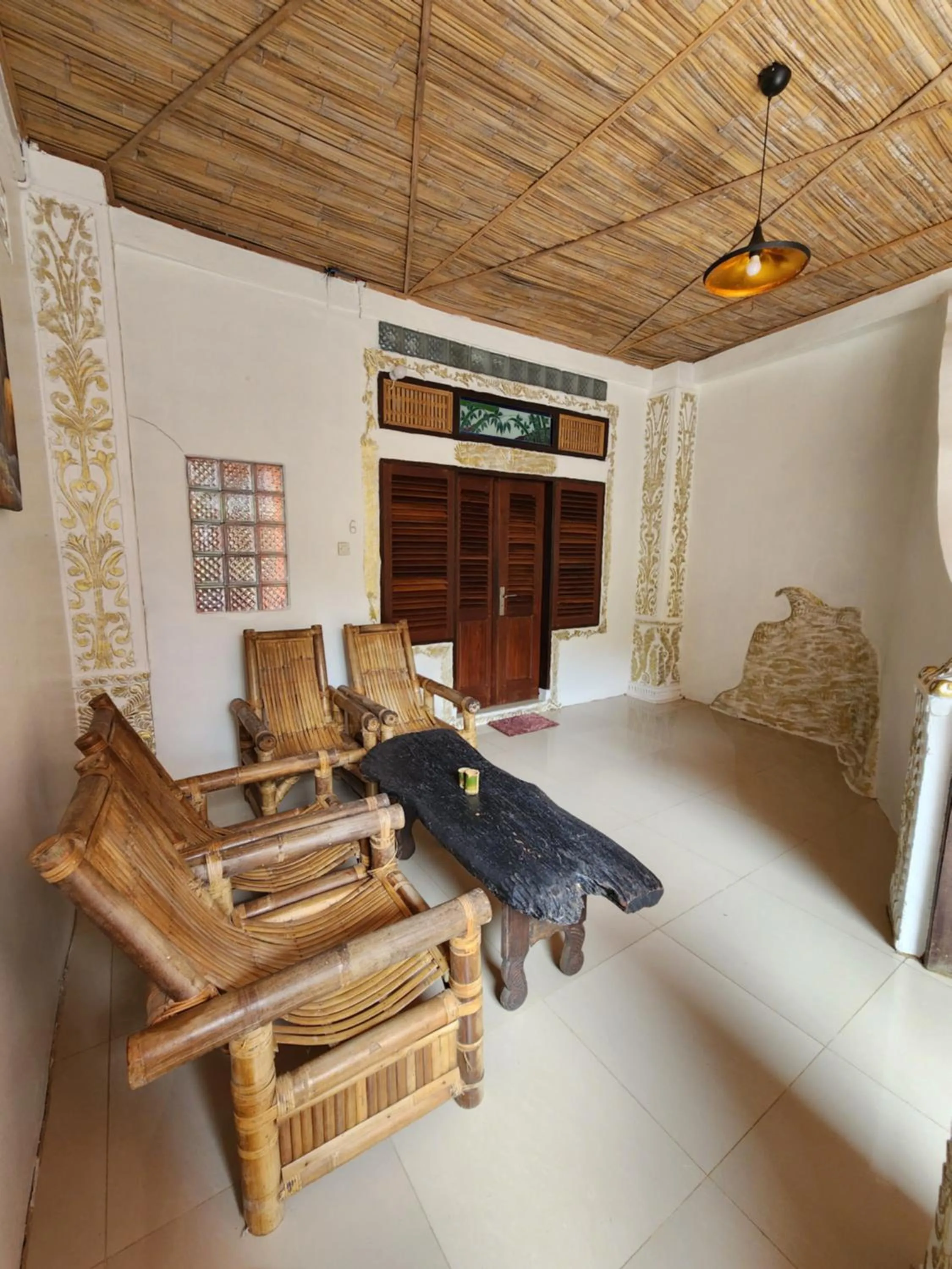 Jungle Inn Bukit lawang