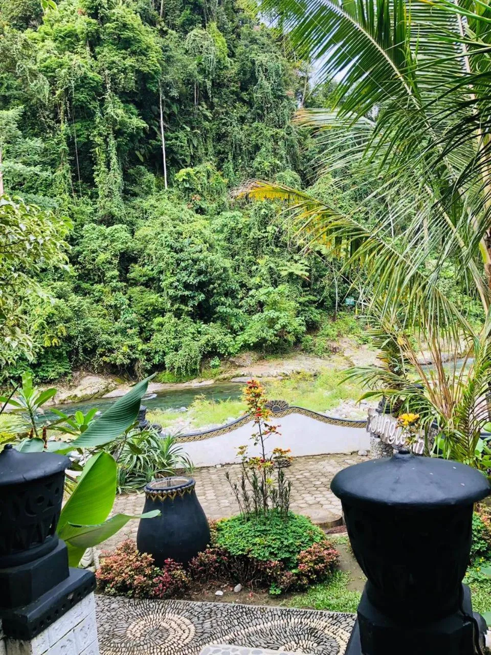 Jungle Inn Bukit lawang