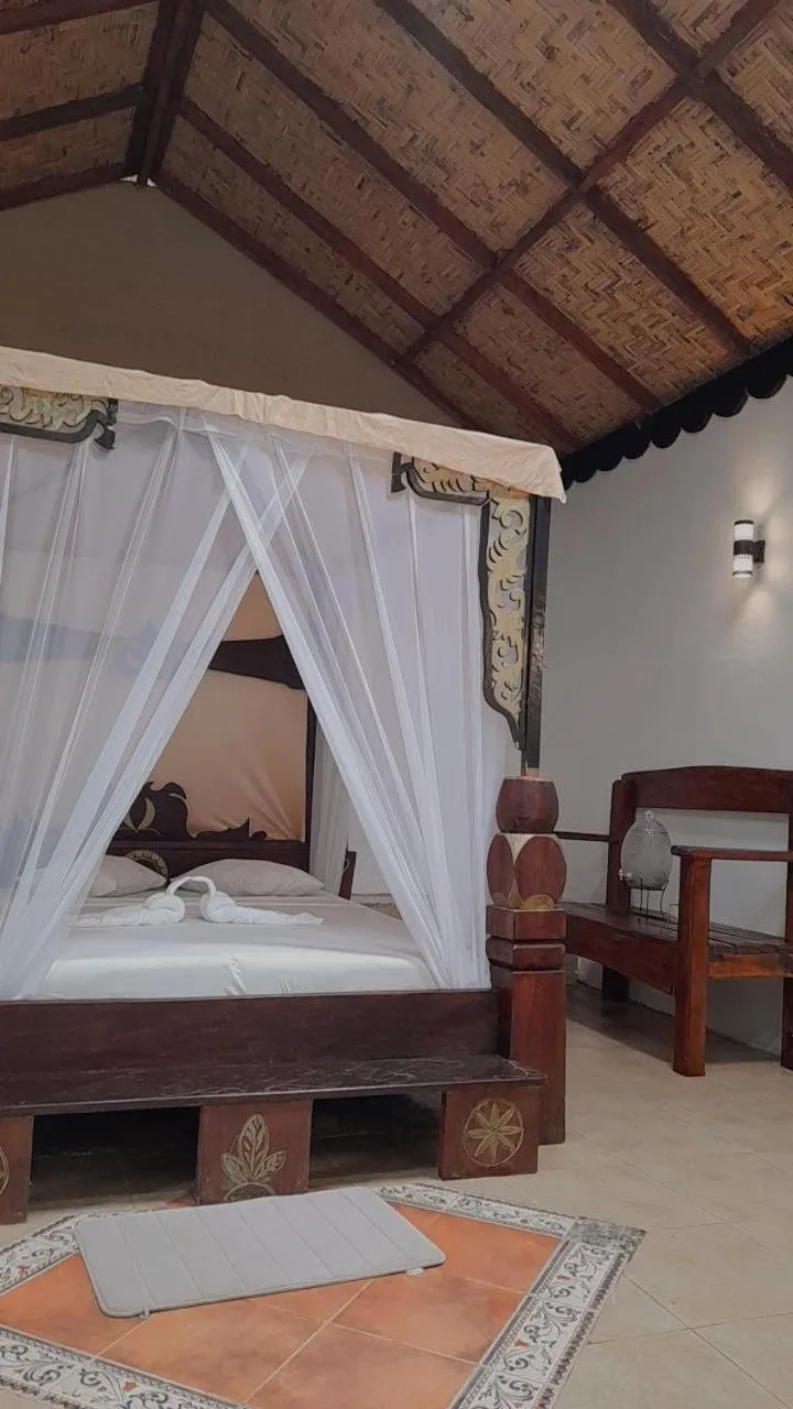 Bed in Jungle Inn Bukit lawang