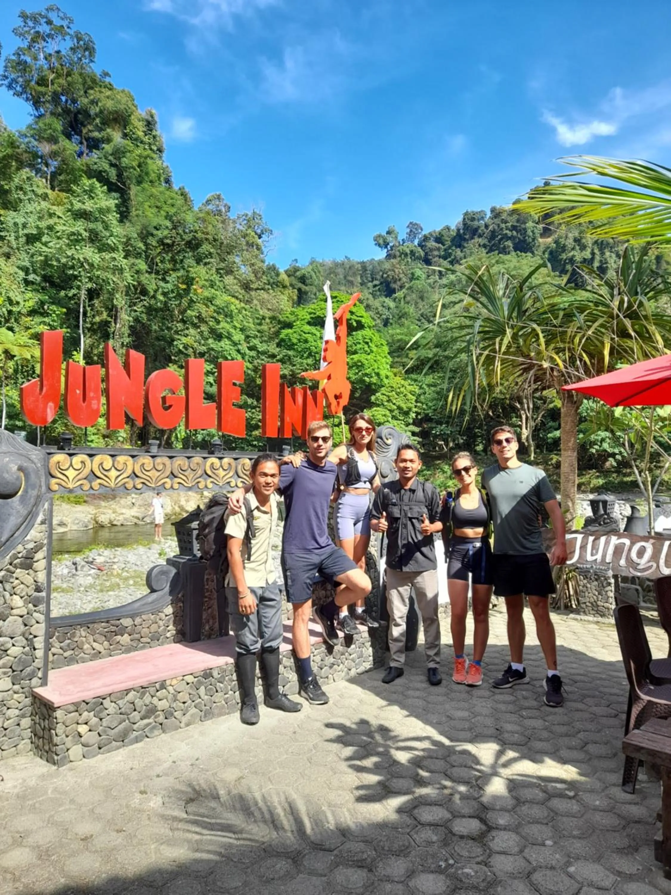 Jungle Inn Bukit lawang