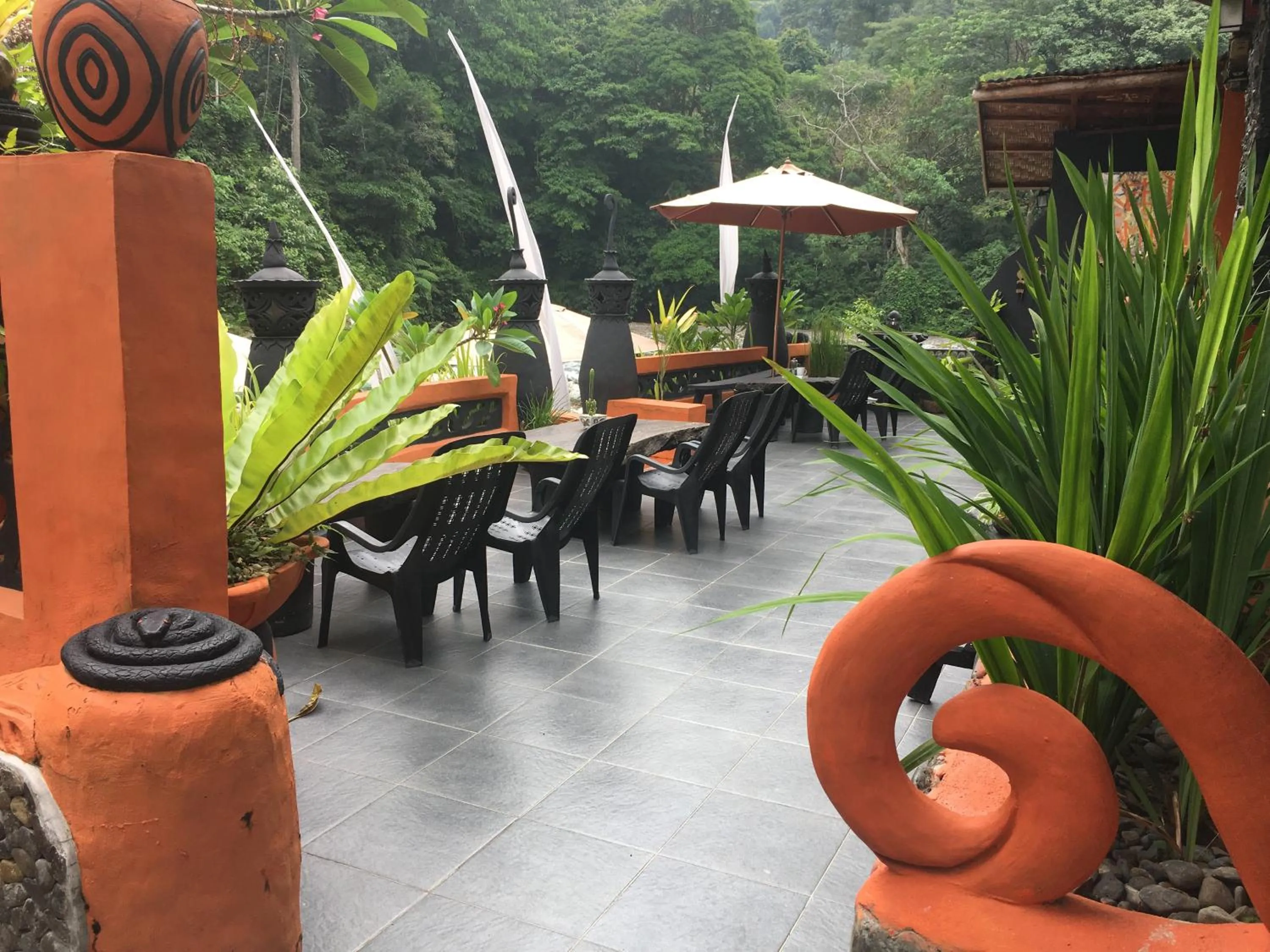 Jungle Inn Bukit lawang