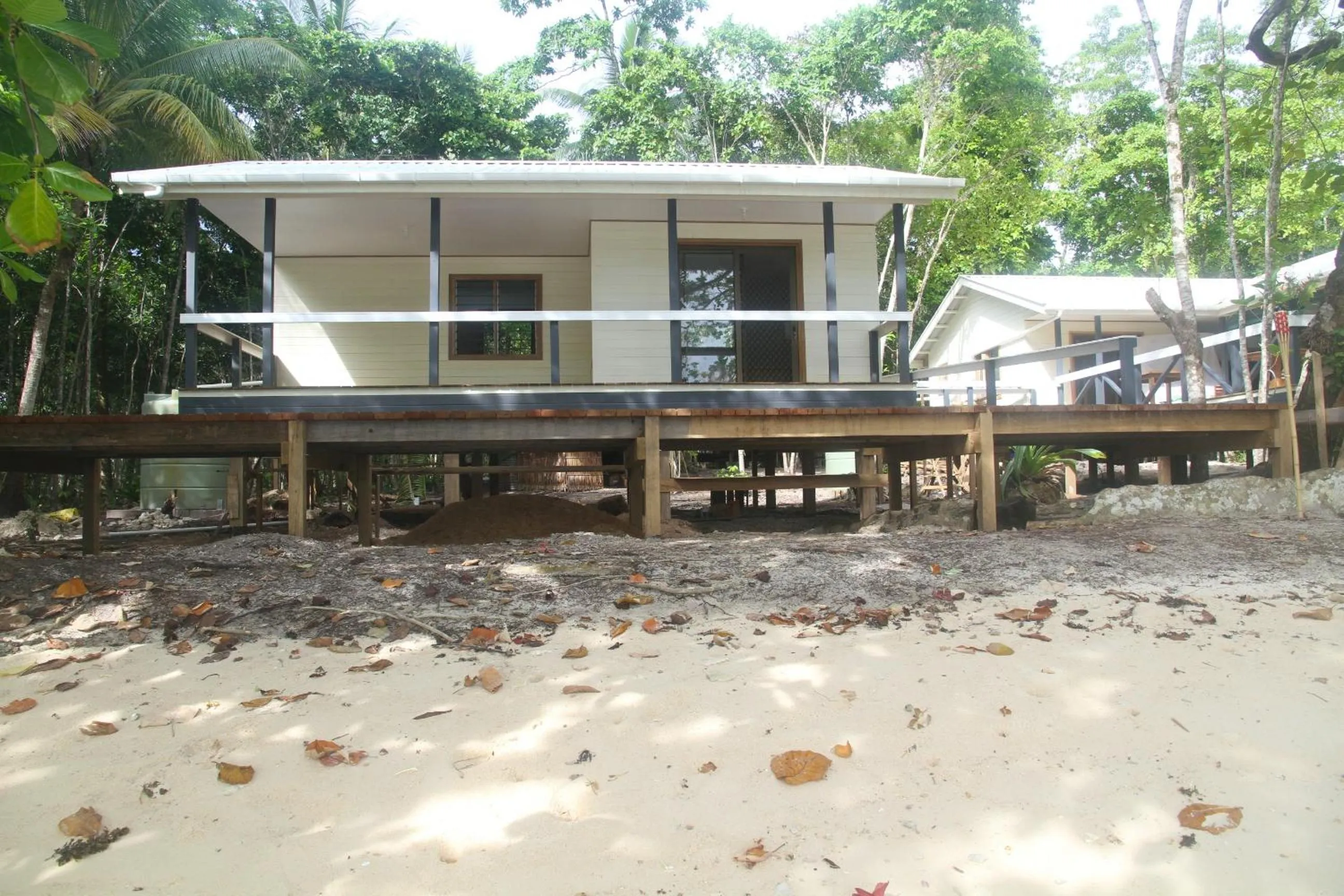 Facade/entrance in Evis Resort at Nggatirana Island
