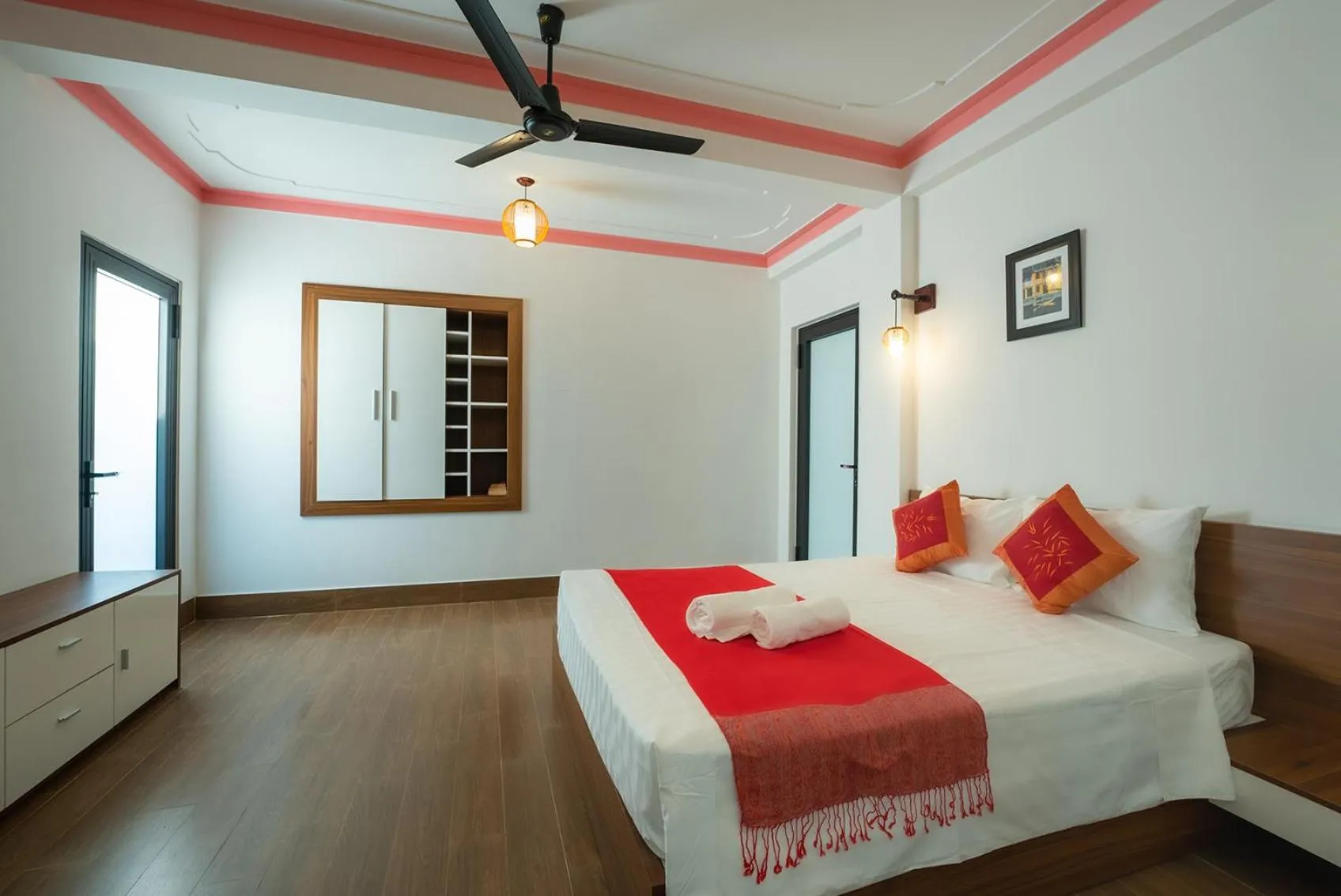 Bed in Hung Do Beach Homestay