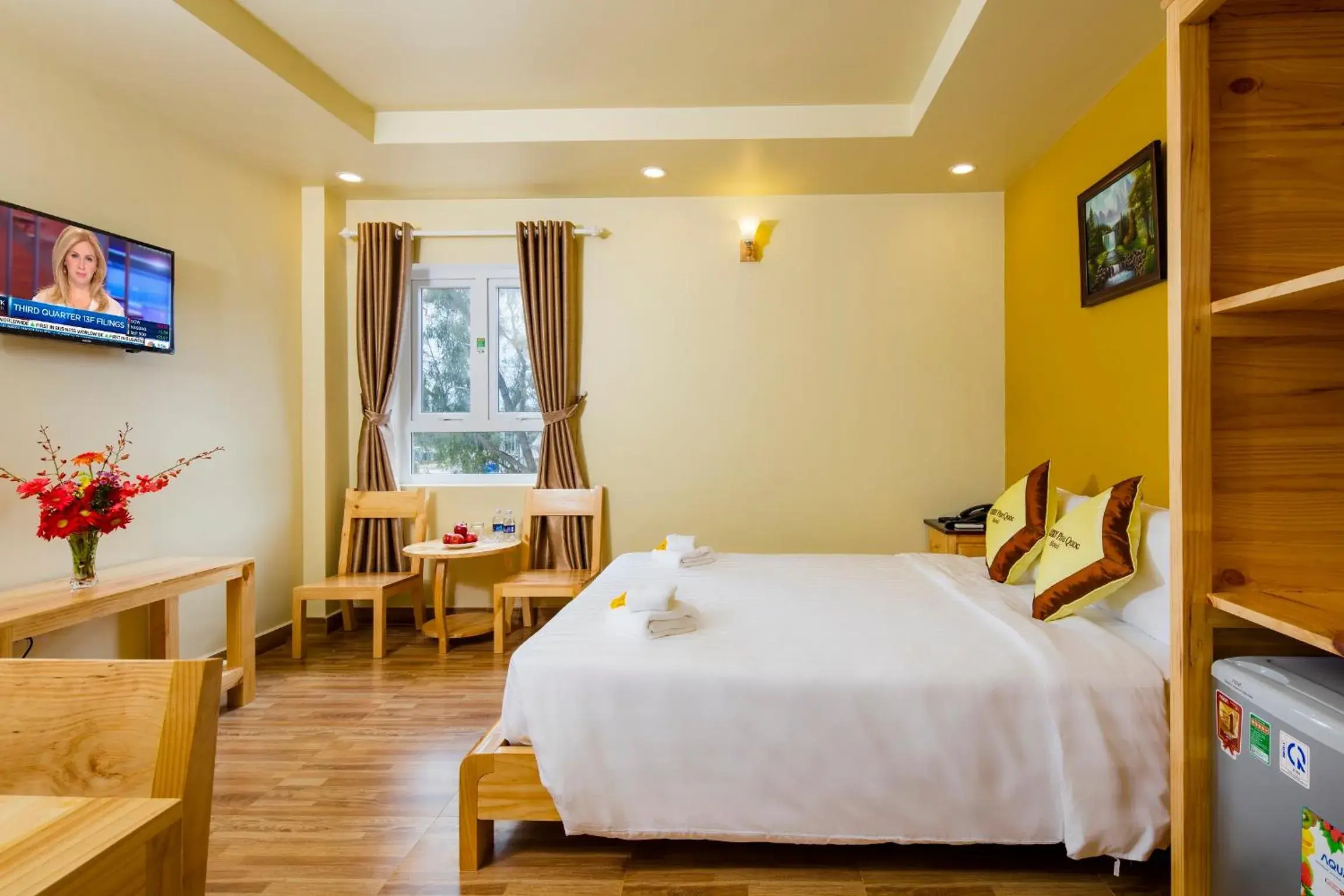 Photo of the whole room, Bed in Lucky Phu Quoc Hotel Photo of the whole room, Bed in Lucky Phu Quoc Hotel