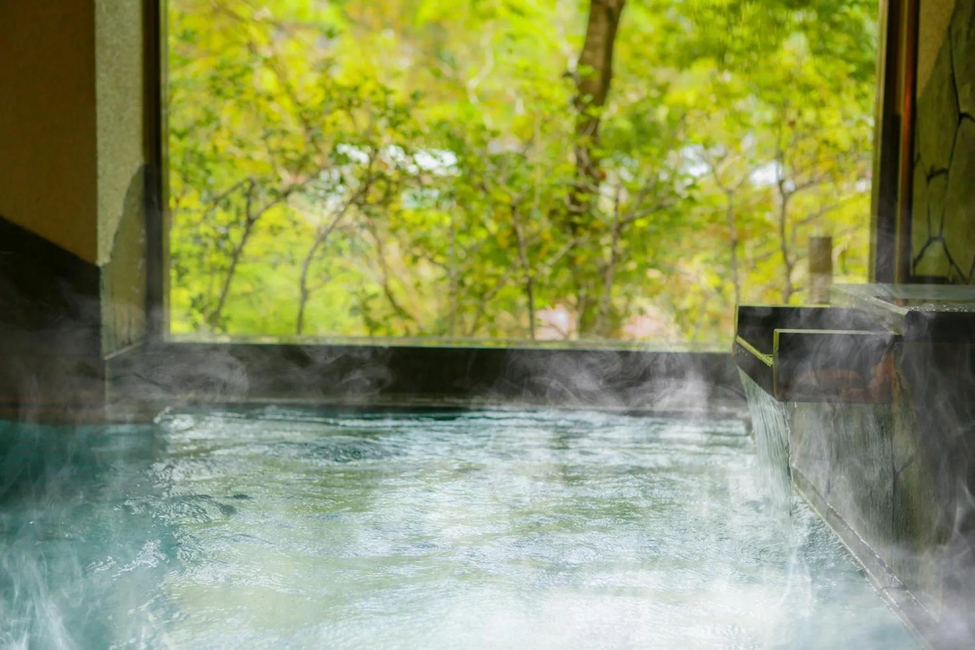 Hot Spring Bath in Ooedo Onsen Monogatari Shinshu Kakeyu