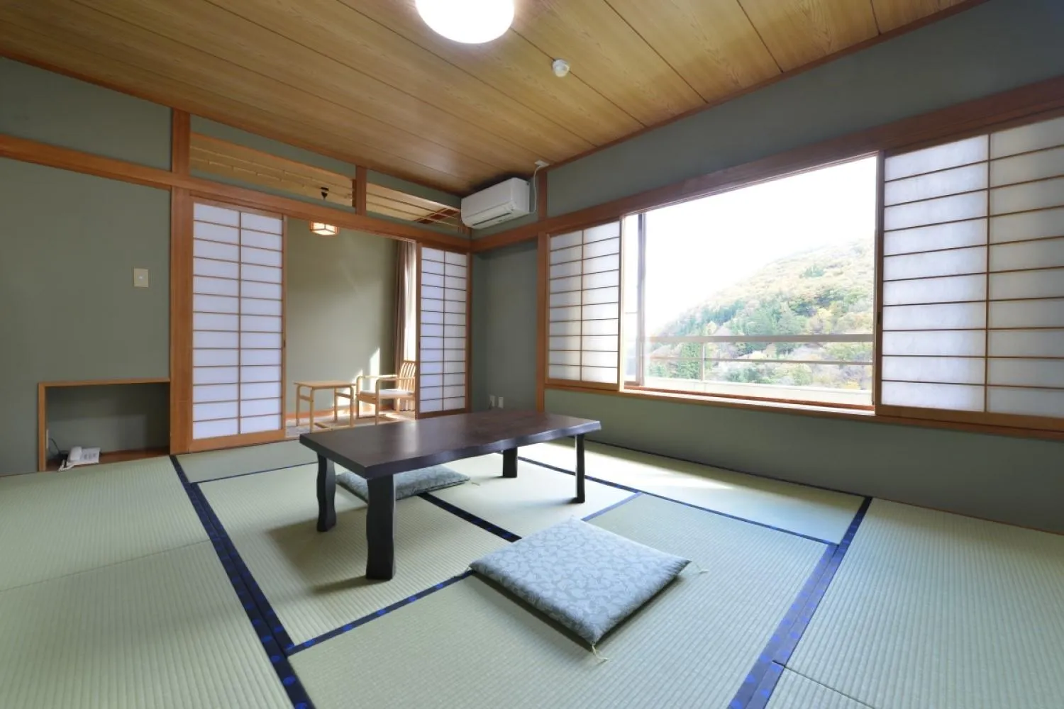 Photo of the whole room in Ooedo Onsen Monogatari Shinshu Kakeyu